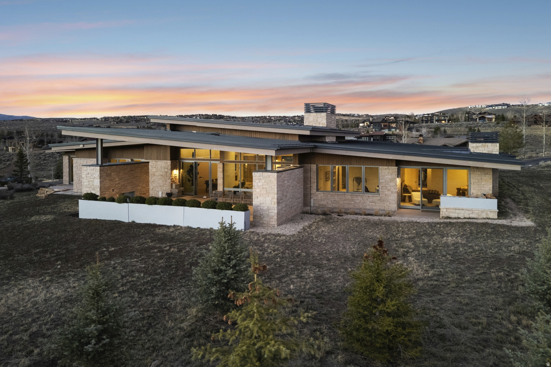 main property photo 86