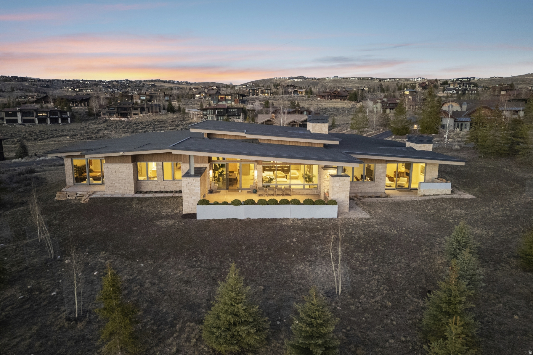 main property photo 92