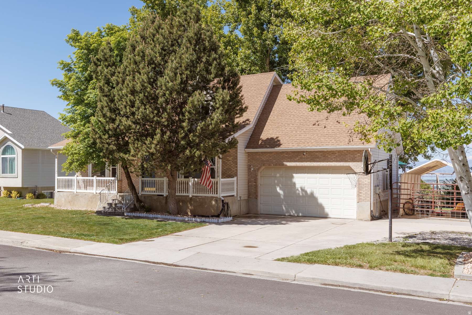 main property photo 2