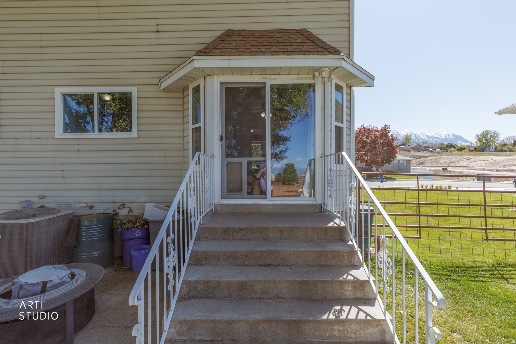 main property photo 35