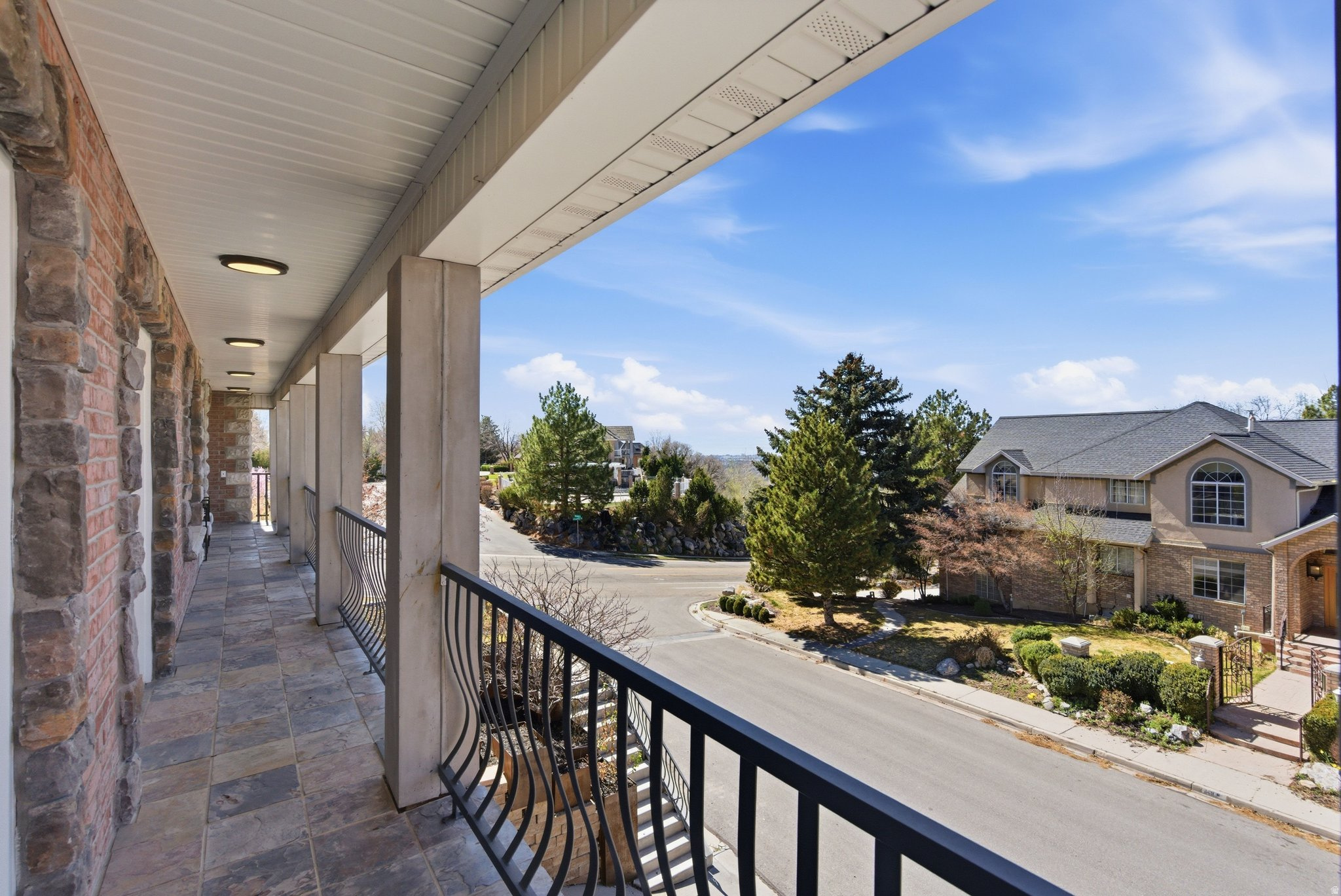 main property photo 74