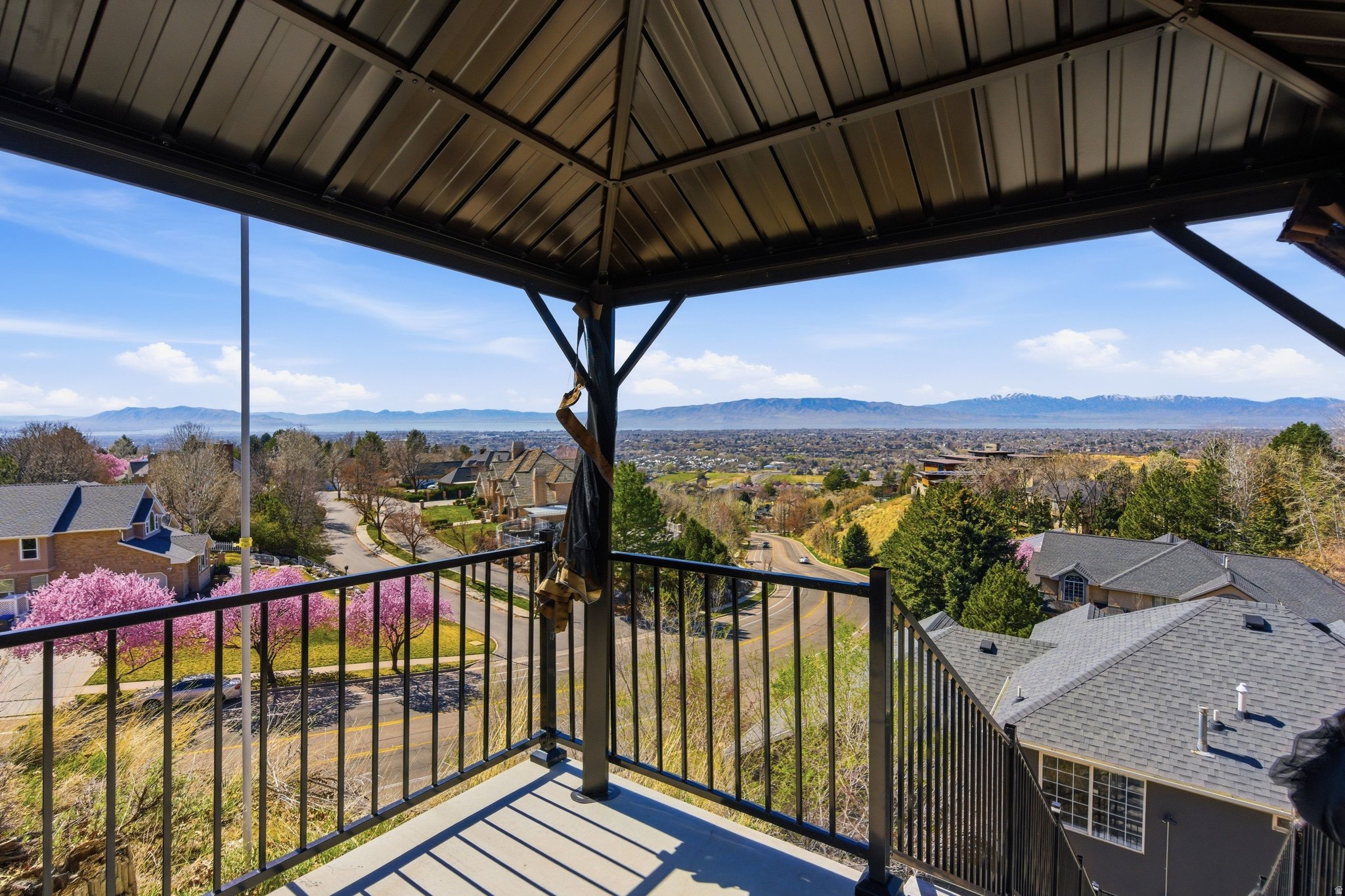 main property photo 88