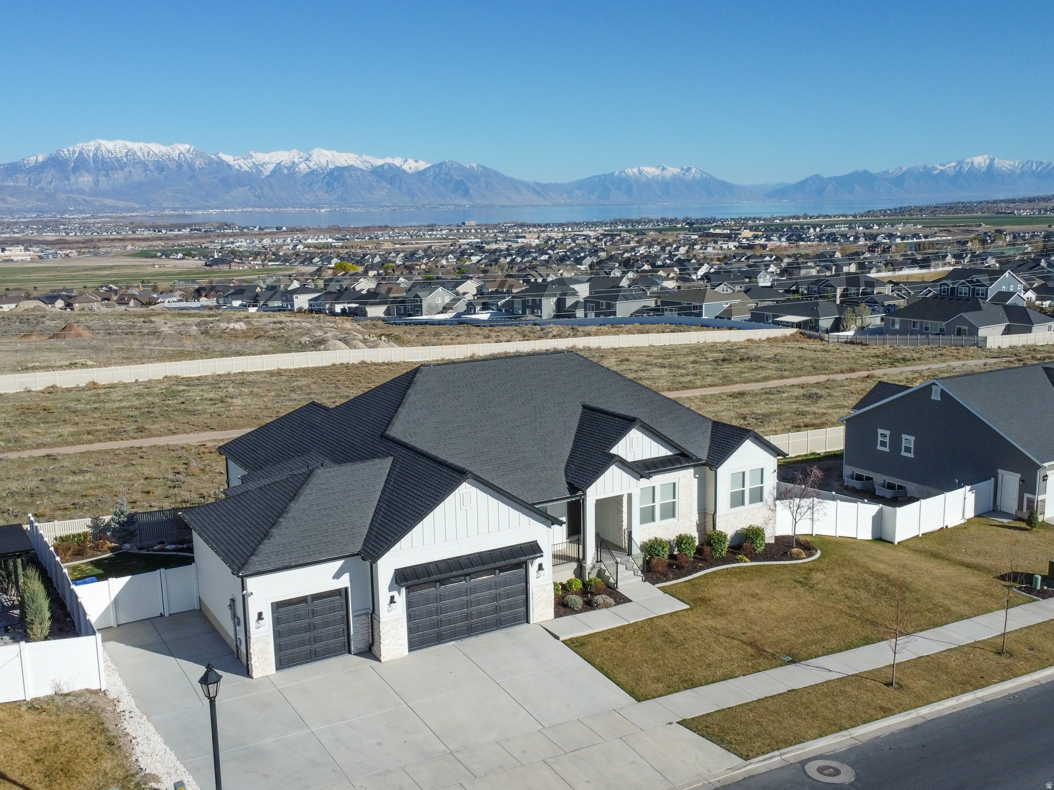 main property photo 55