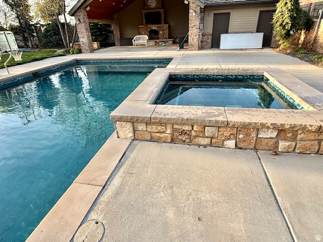 main property photo 47