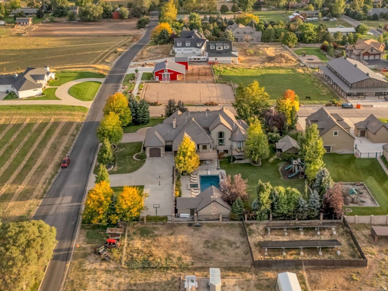 main property photo 52