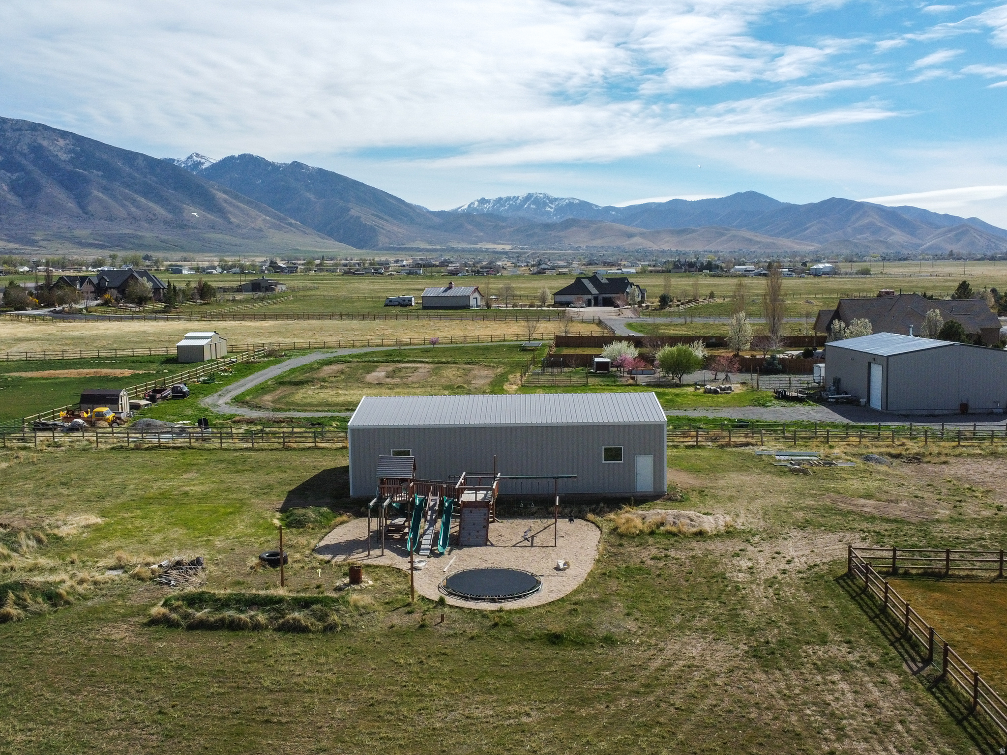 main property photo 50