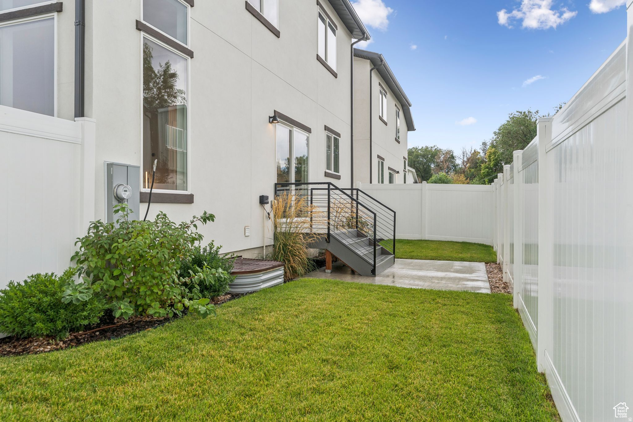 main property photo 54
