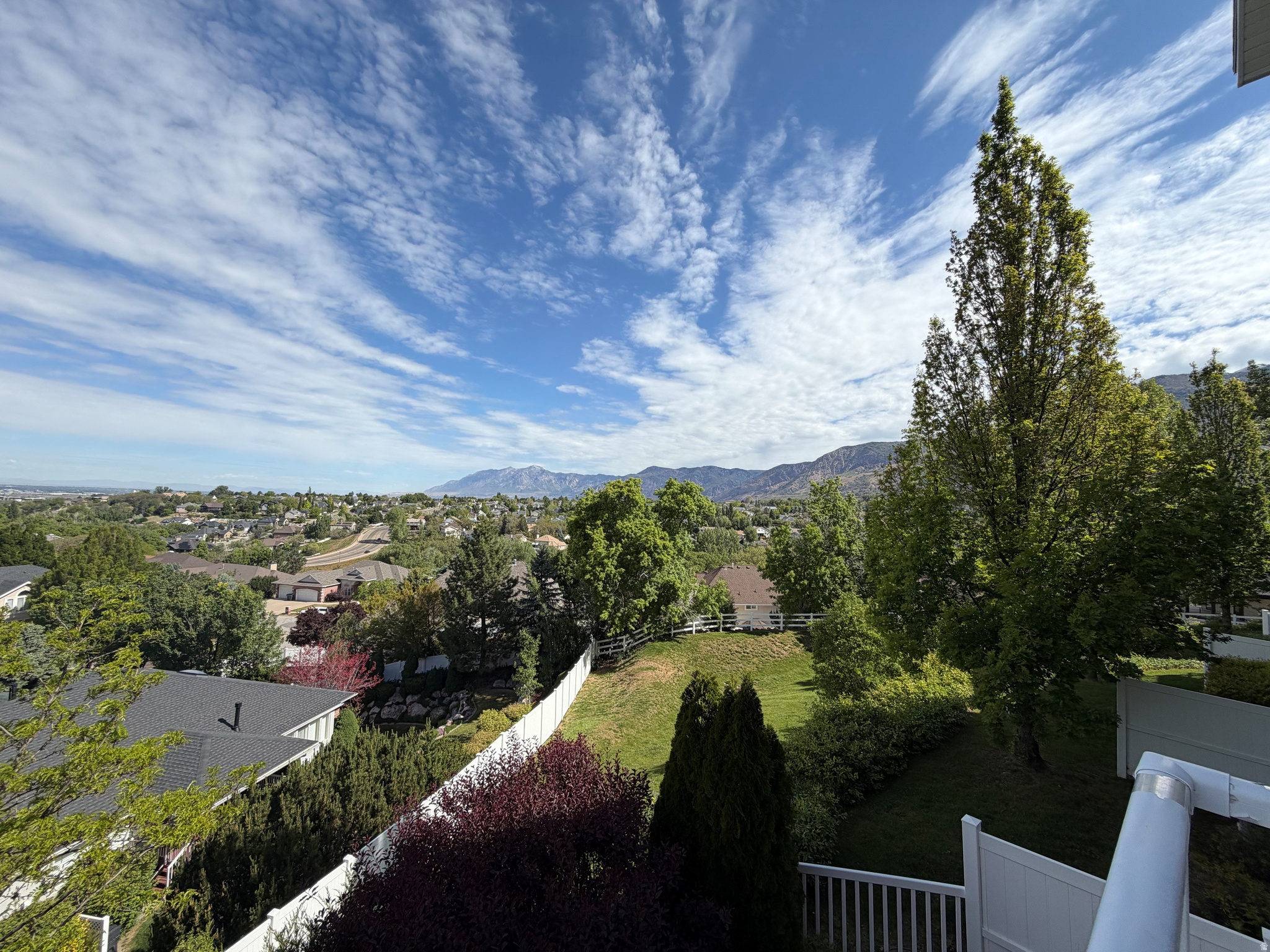 main property photo 41