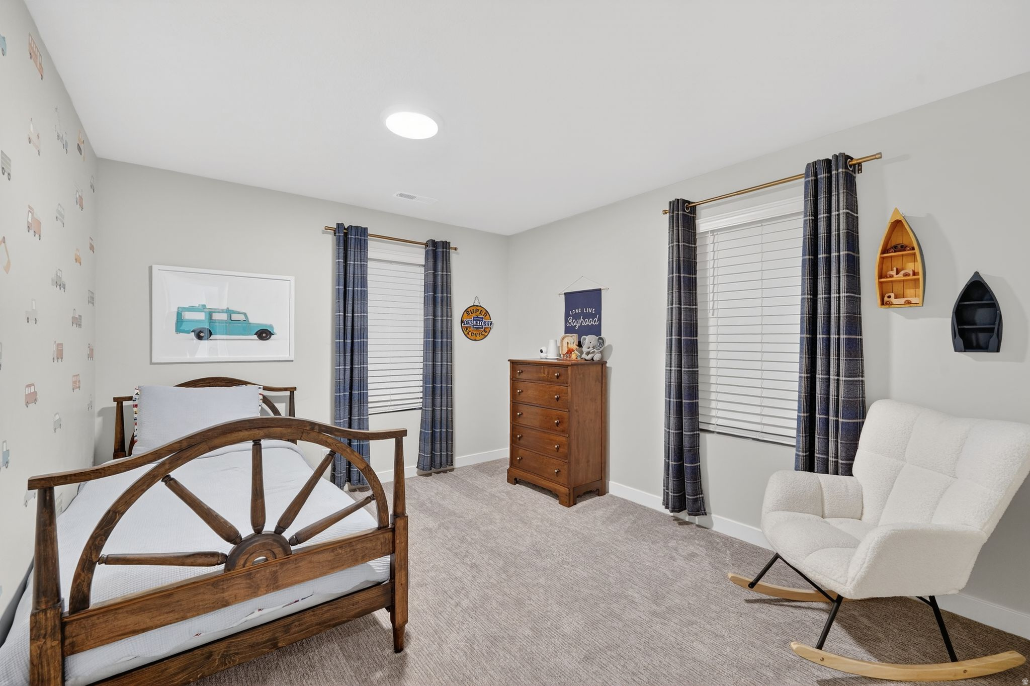 main property photo 17