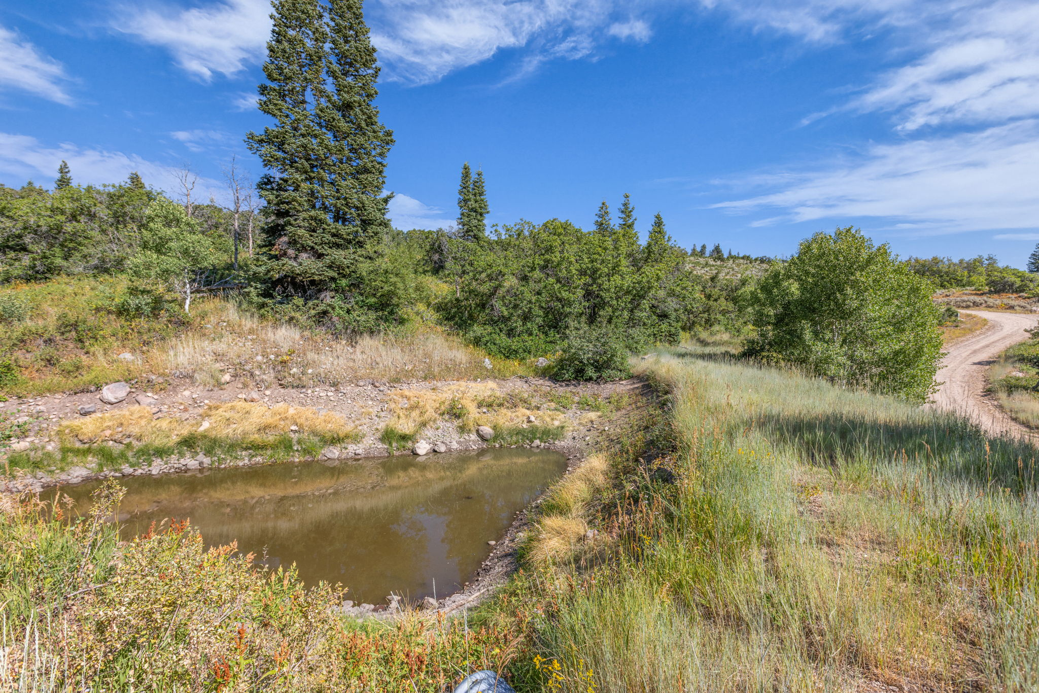 main property photo 18