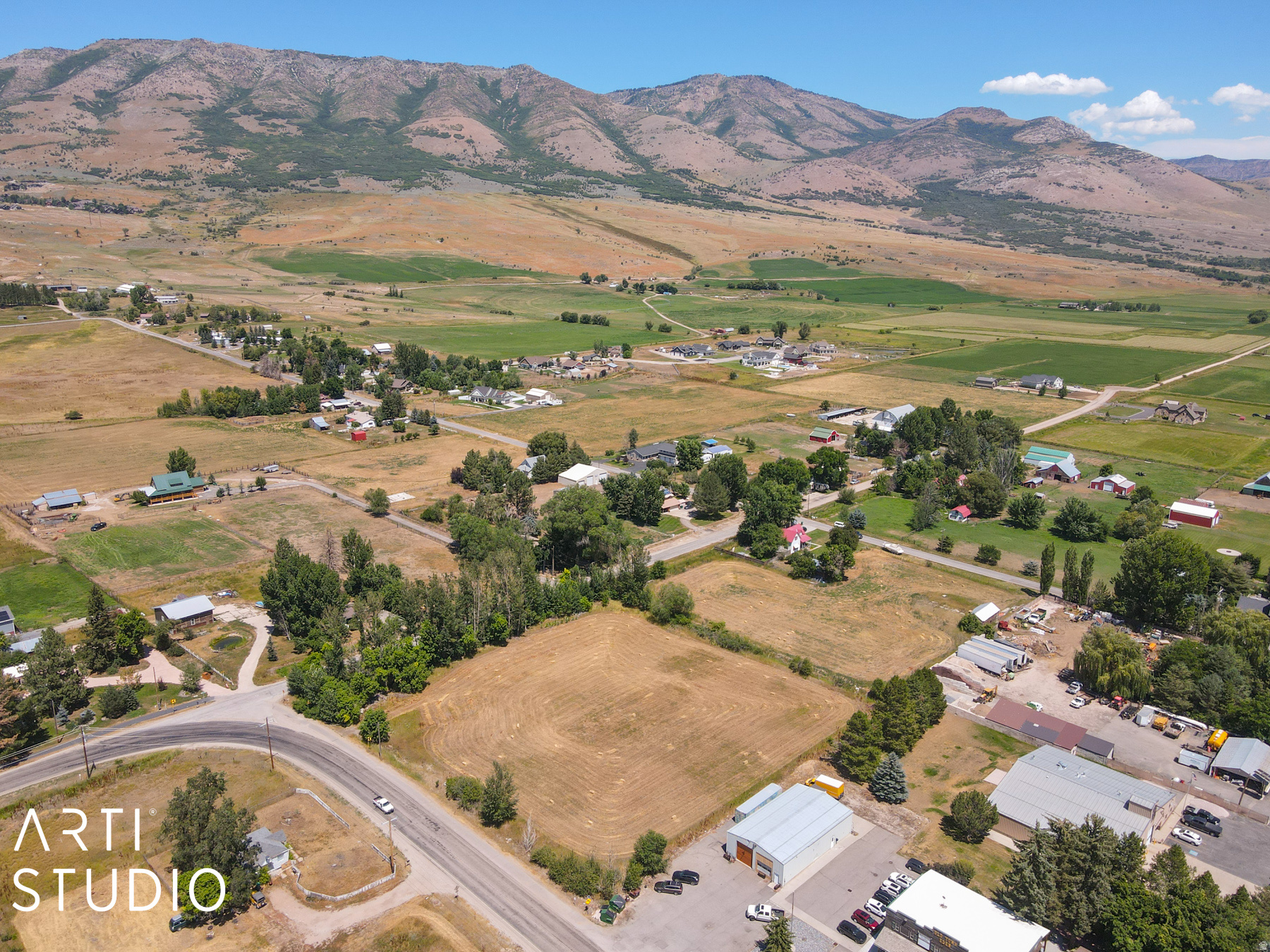 main property photo 10