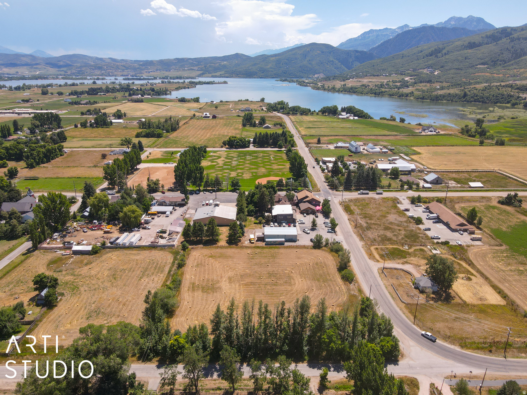 main property photo 15