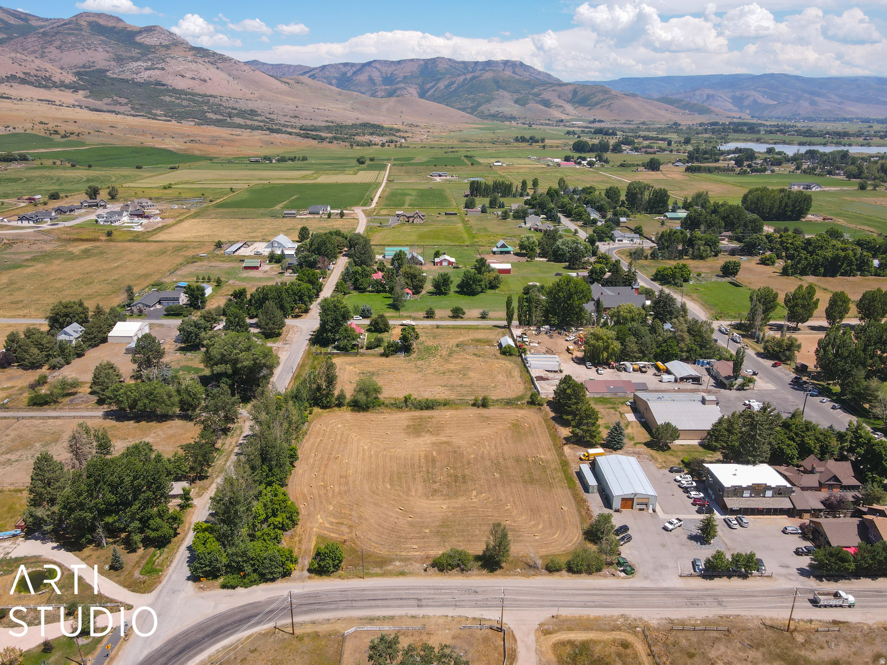 main property photo 18