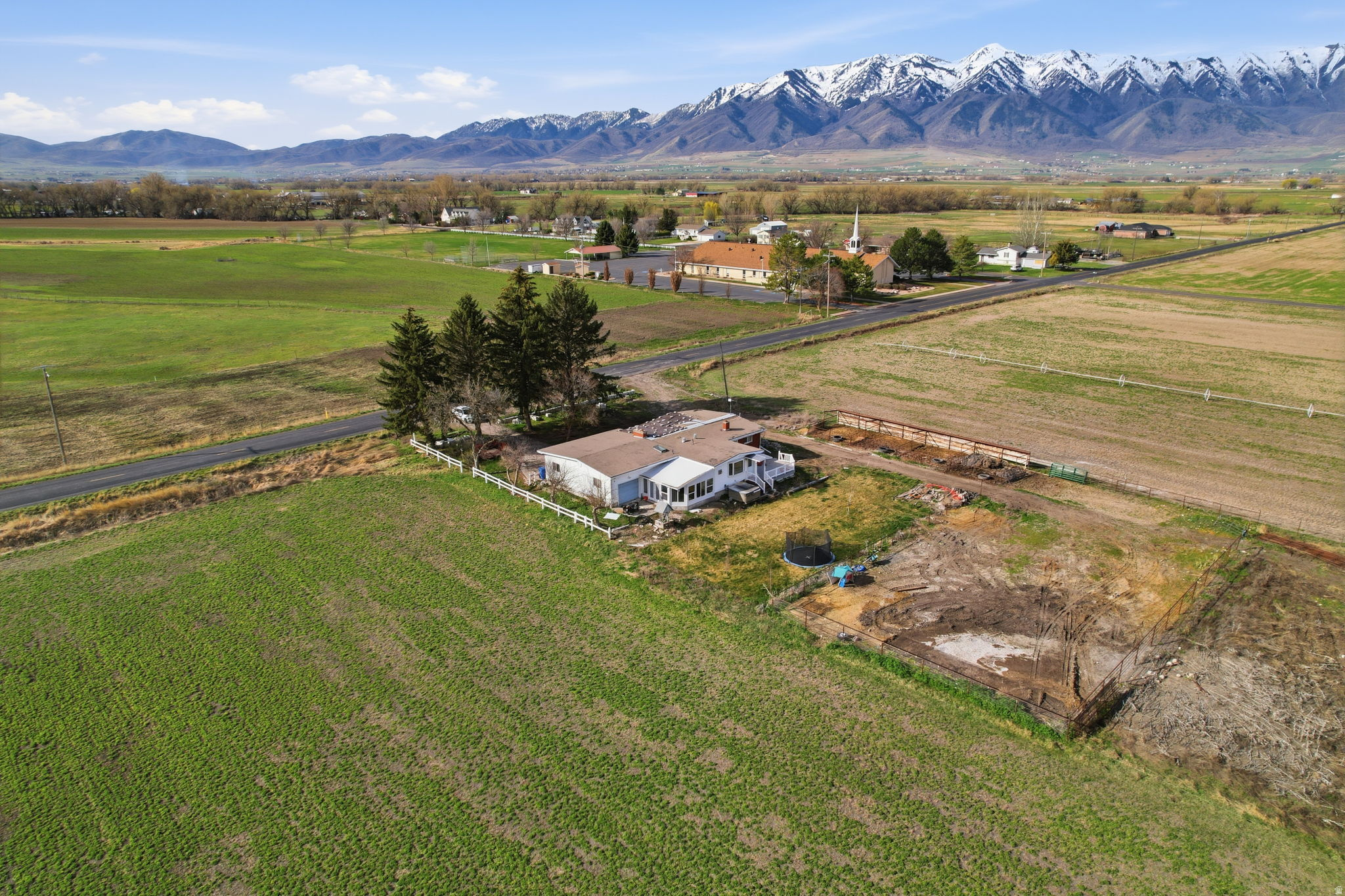main property photo 7