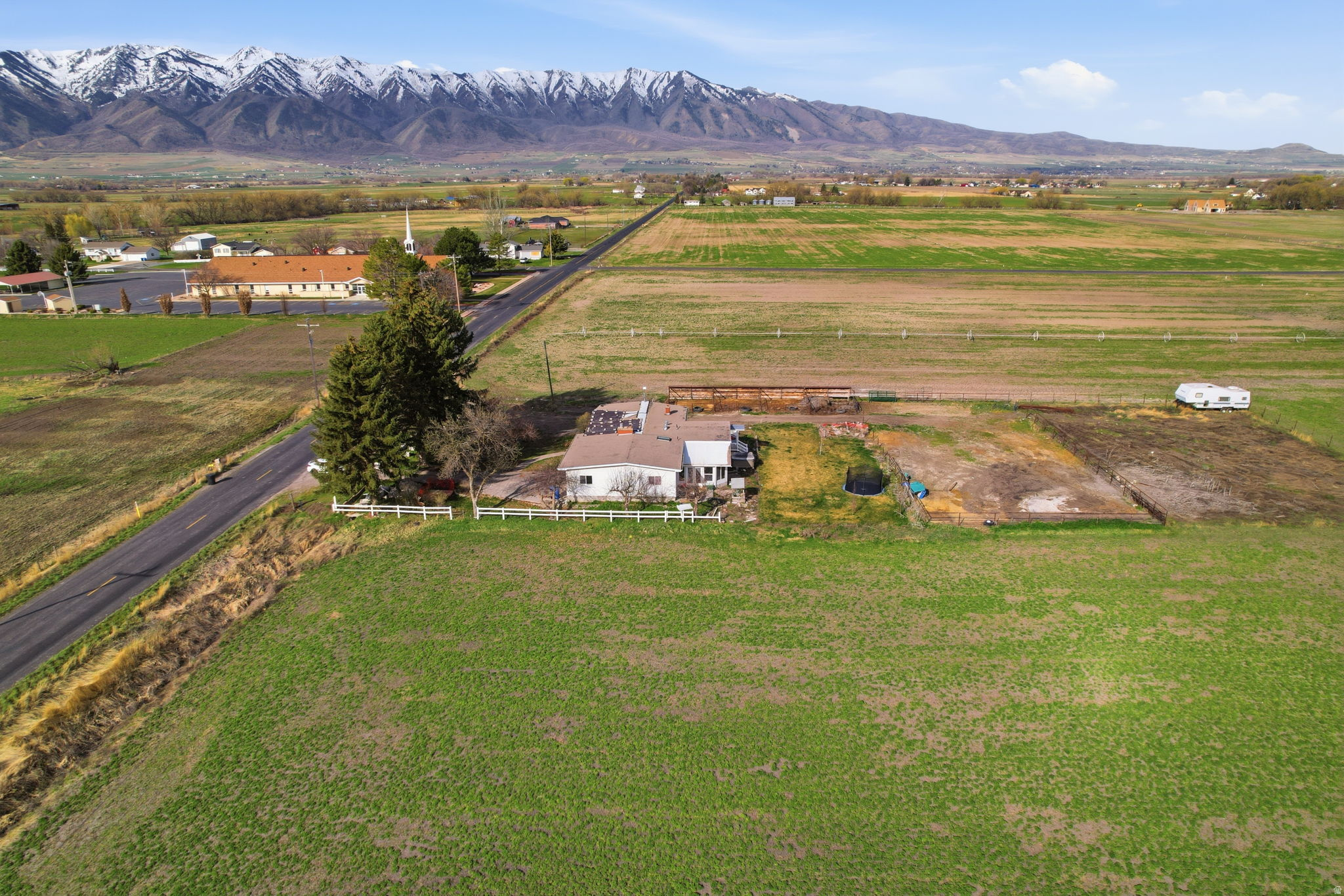 main property photo 8