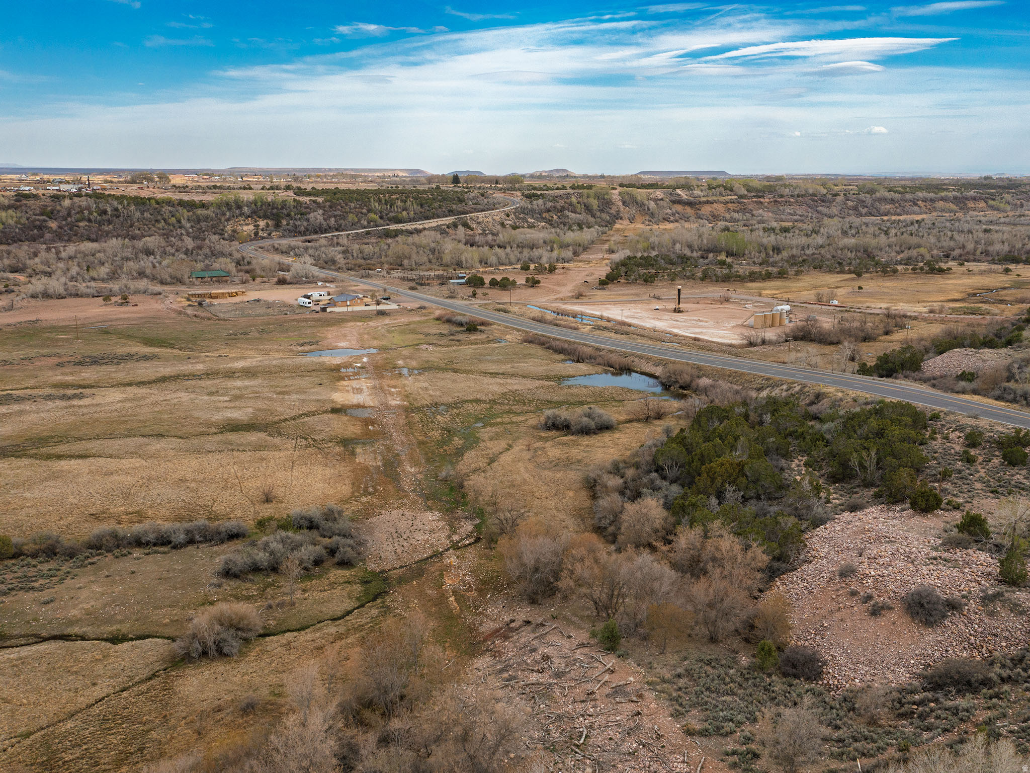main property photo 38