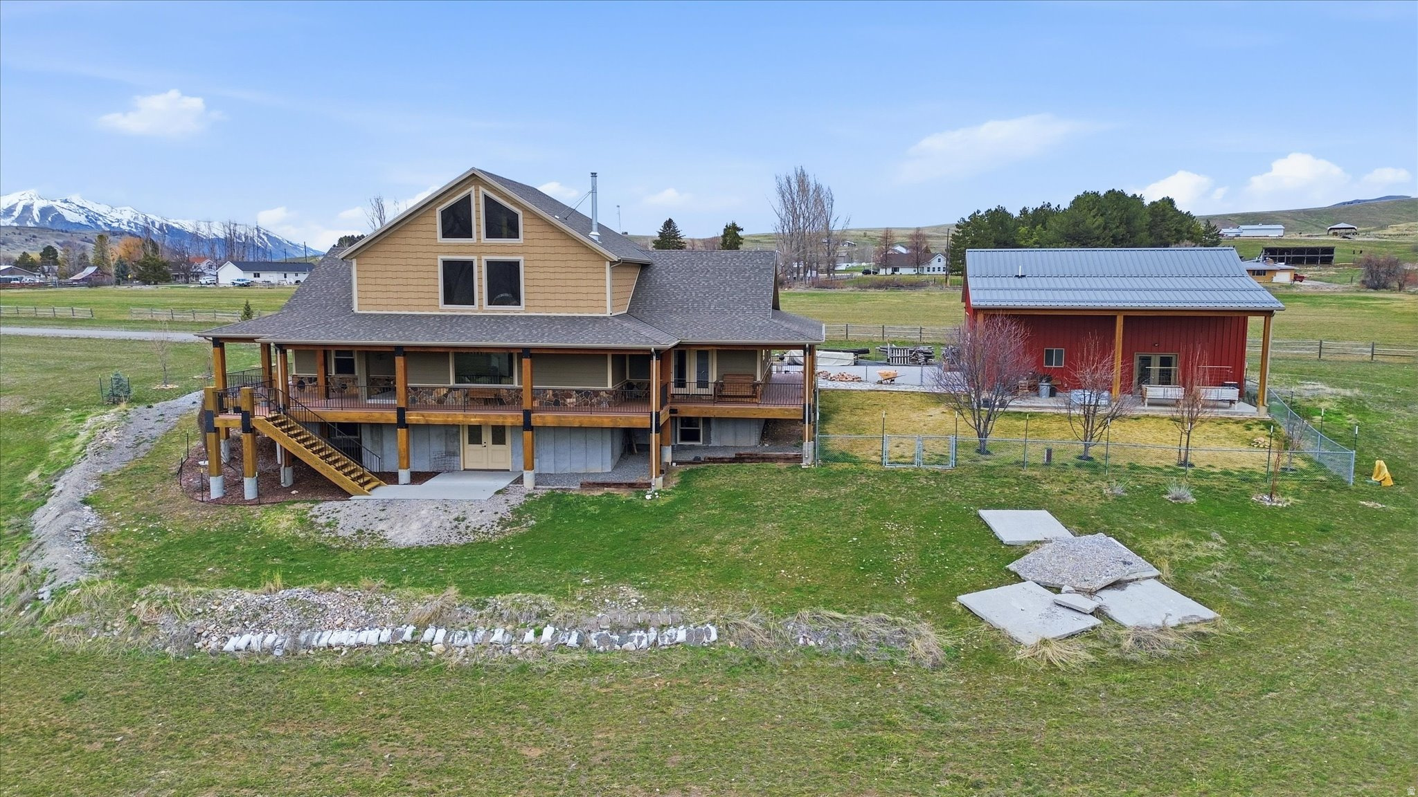 main property photo 60