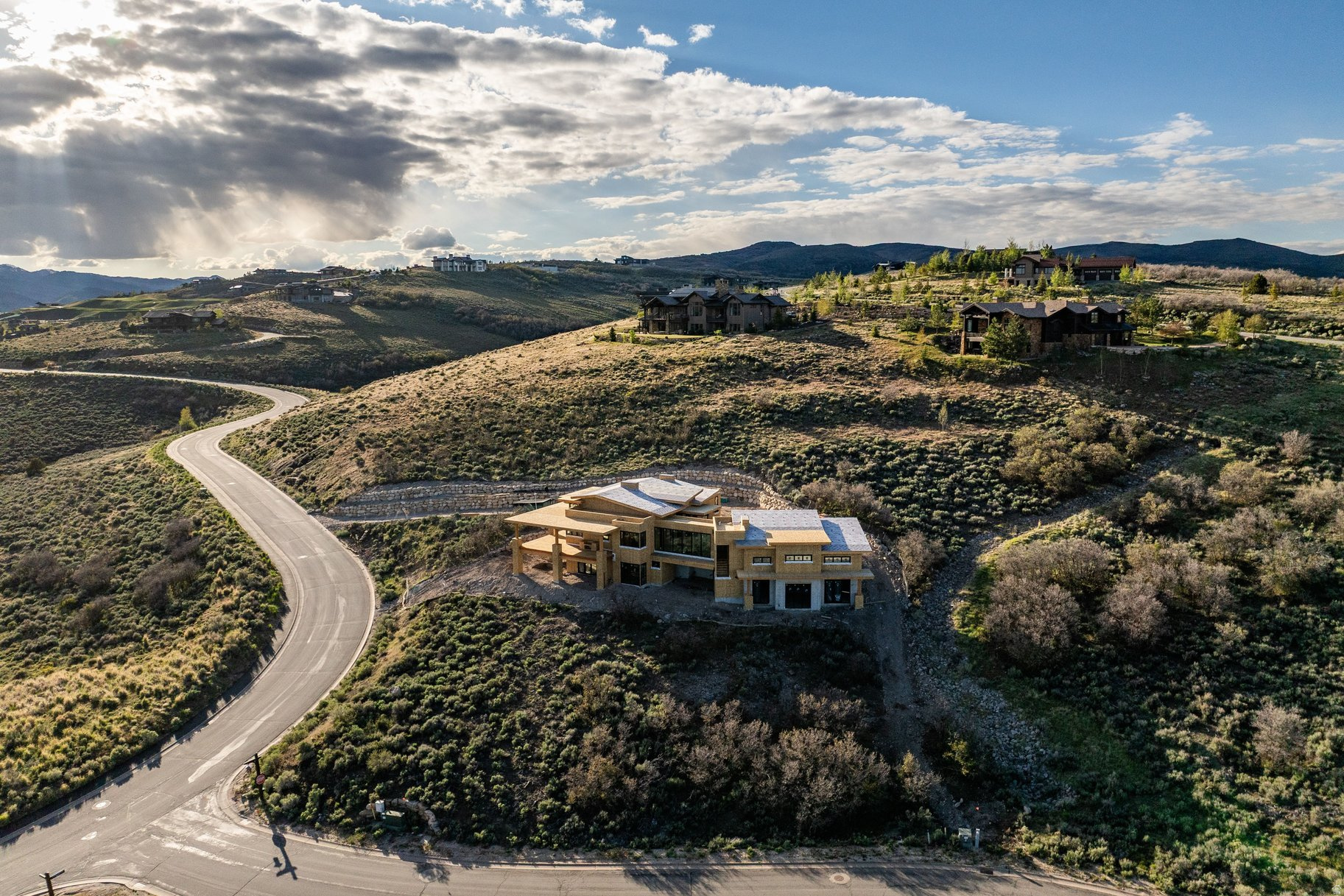 main property photo 17