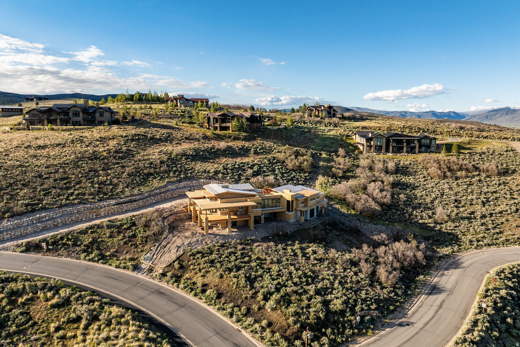 main property photo 18