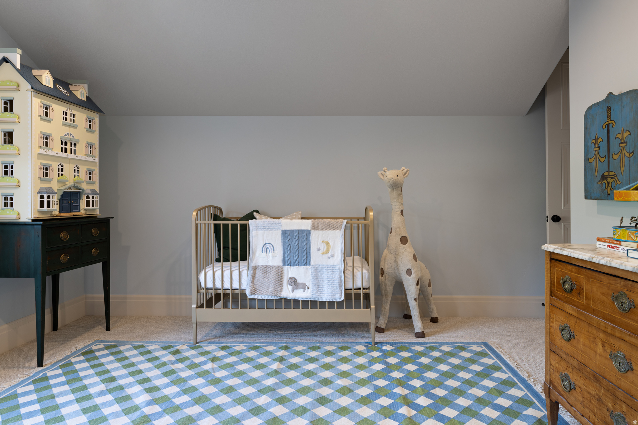 main property photo 18