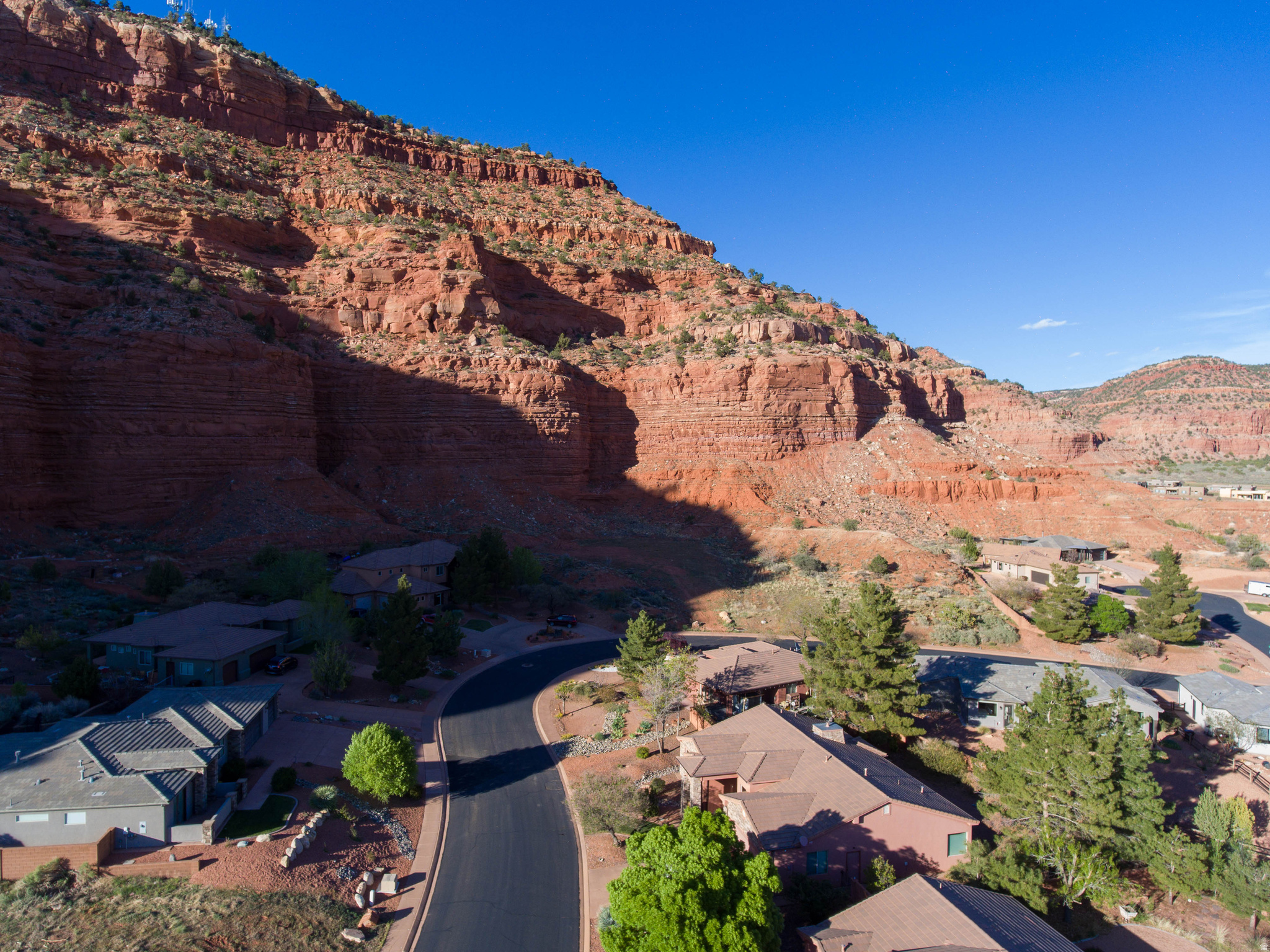 main property photo 12