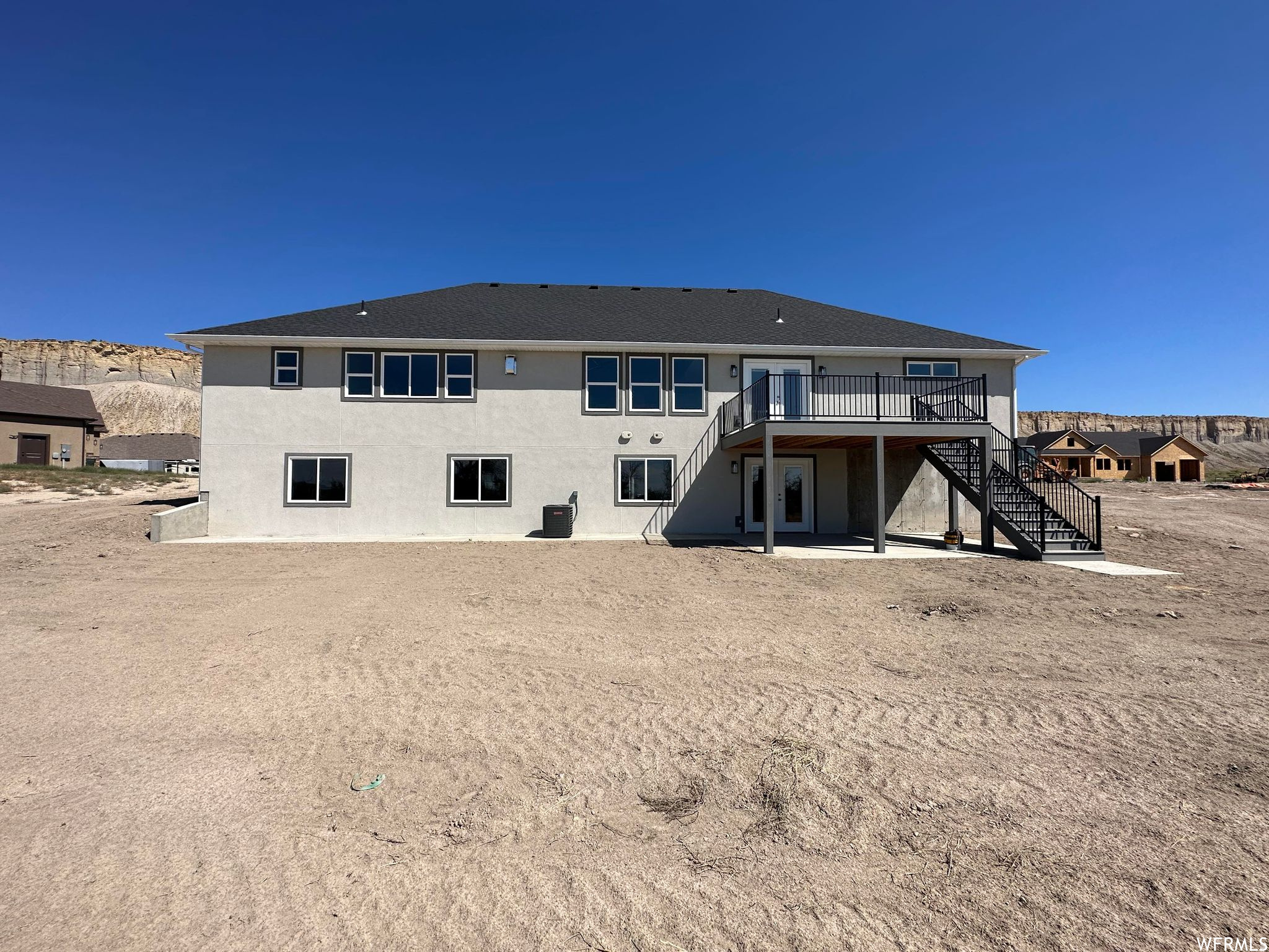 main property photo 25