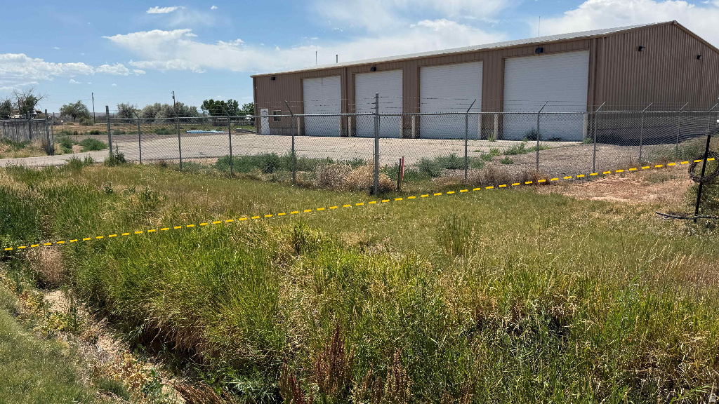 main property photo 16