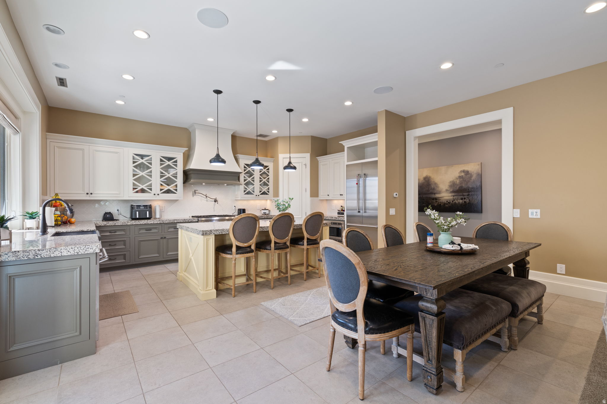 main property photo 91