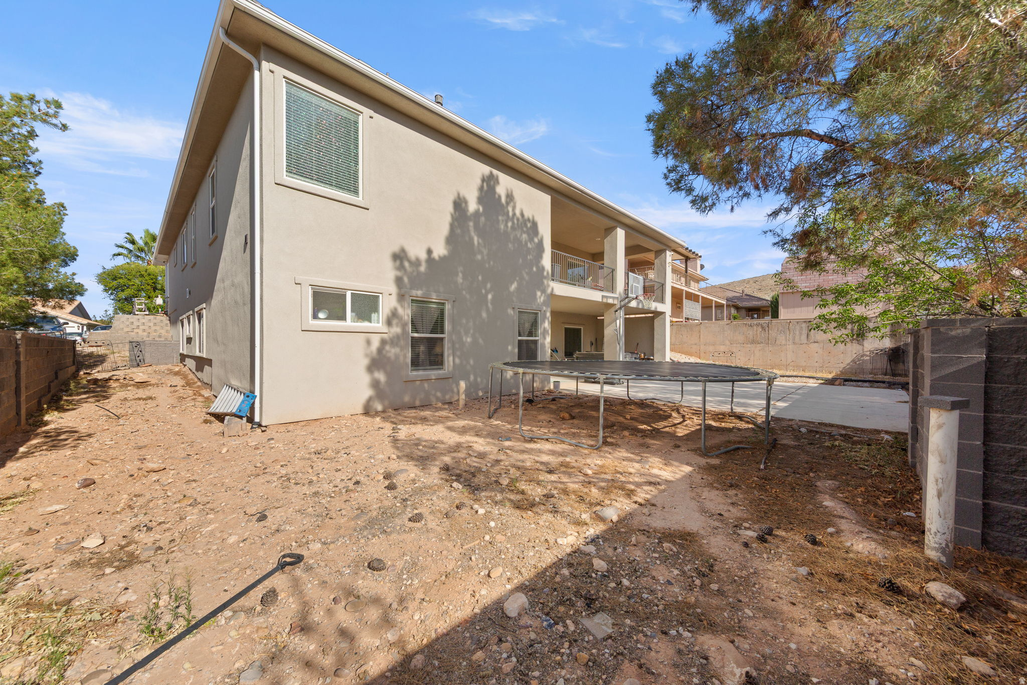 main property photo 40