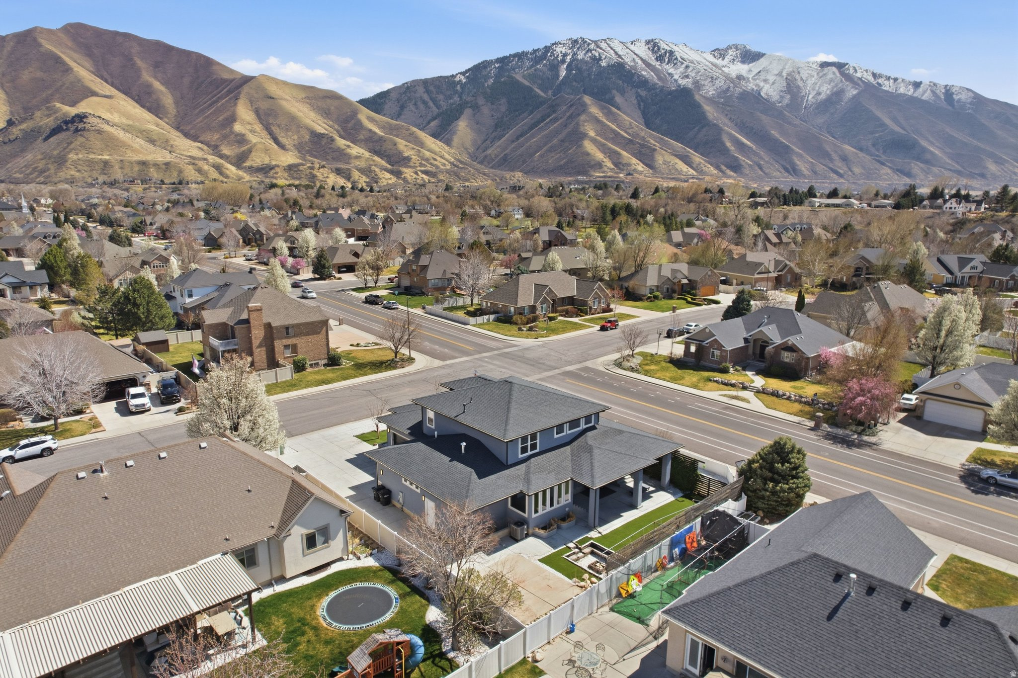 main property photo 78