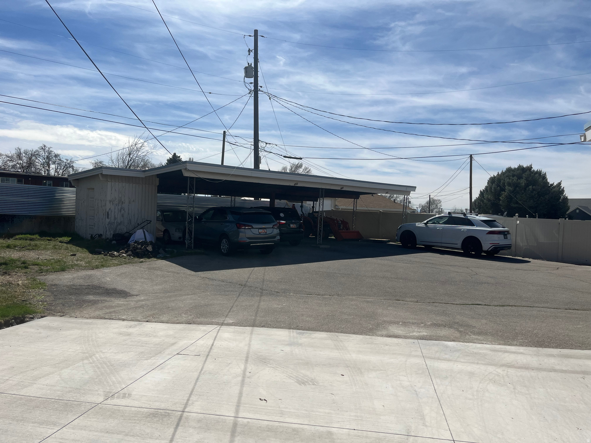 main property photo 17