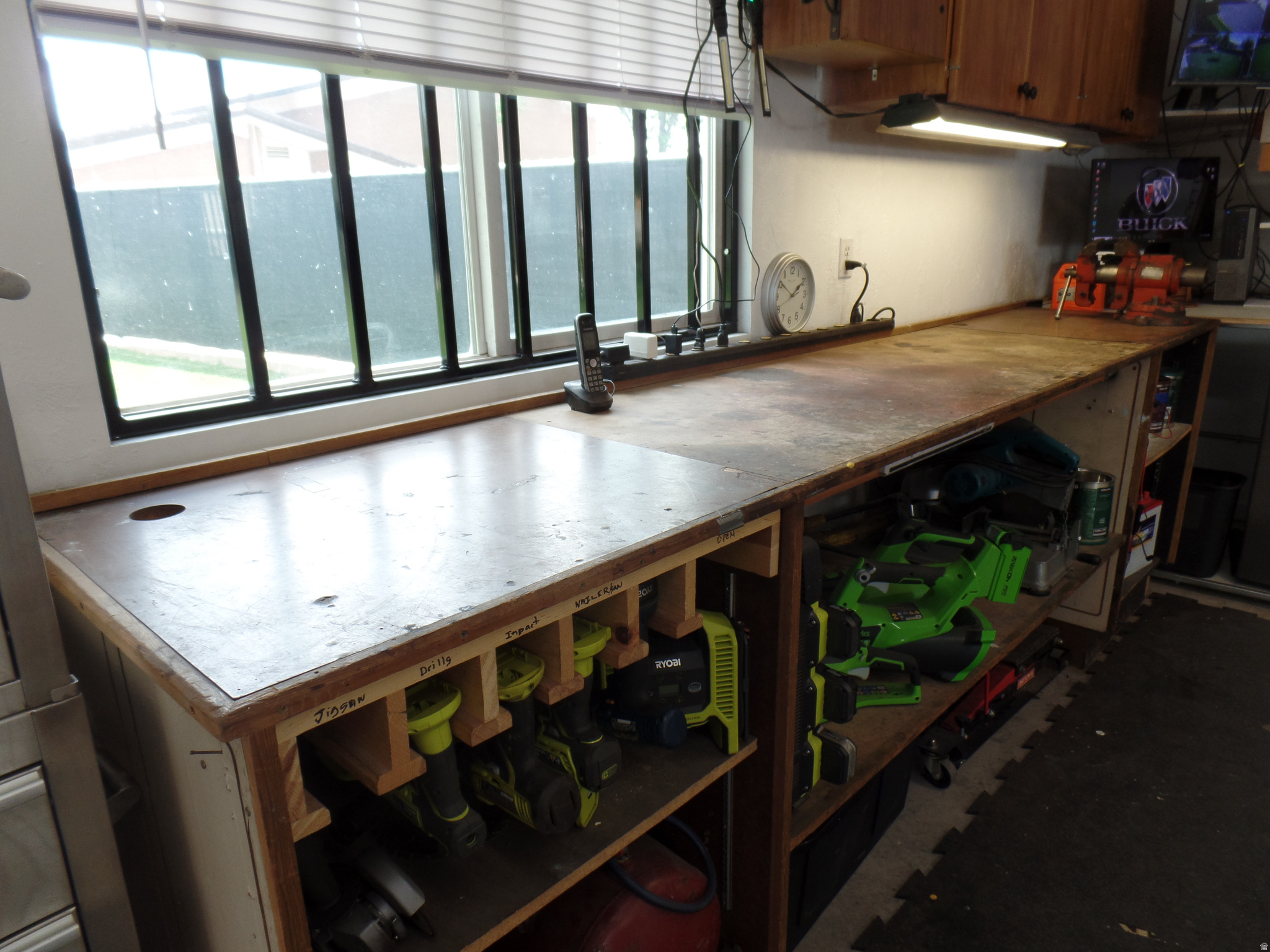 main property photo 24
