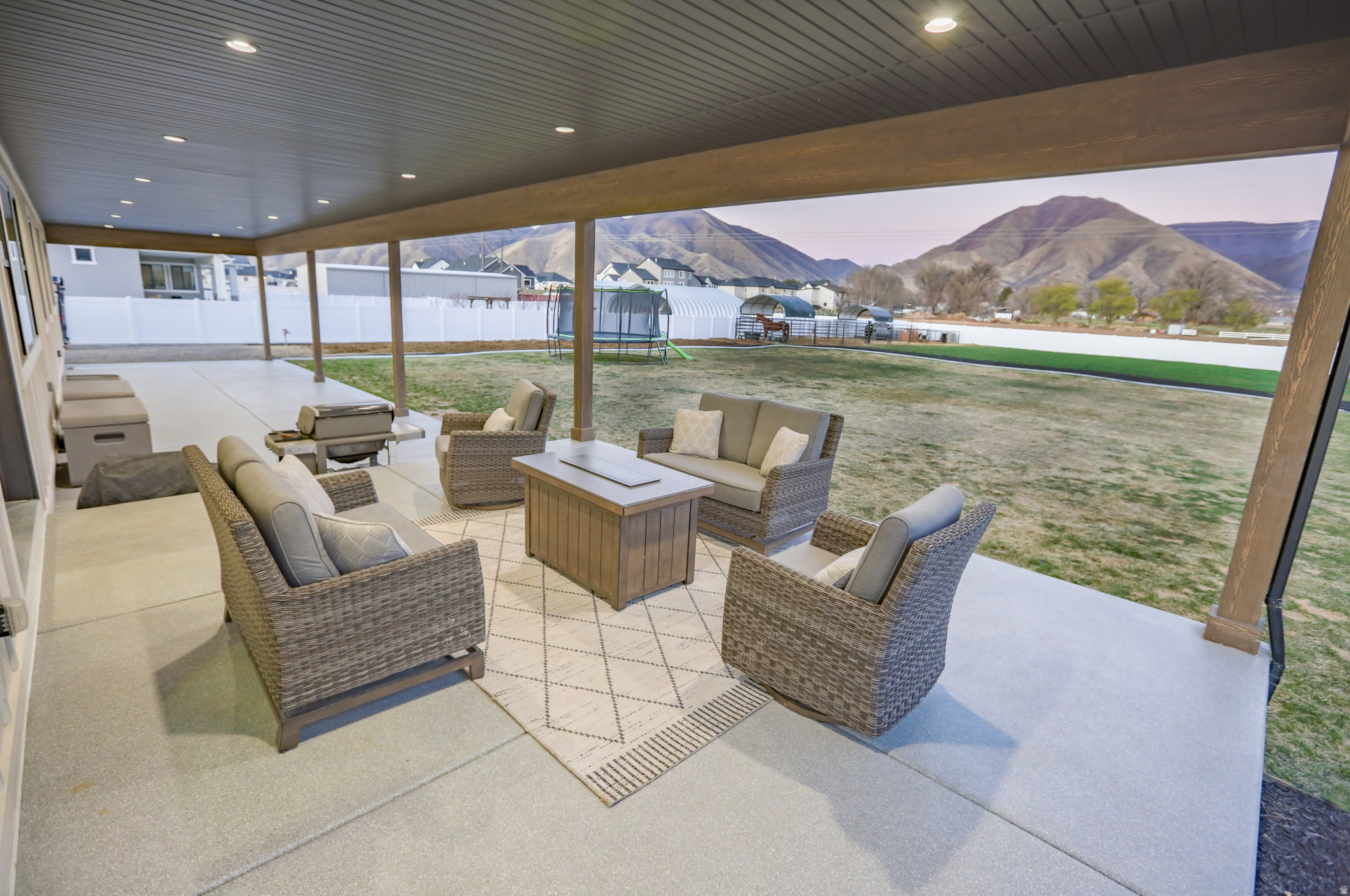 main property photo 68