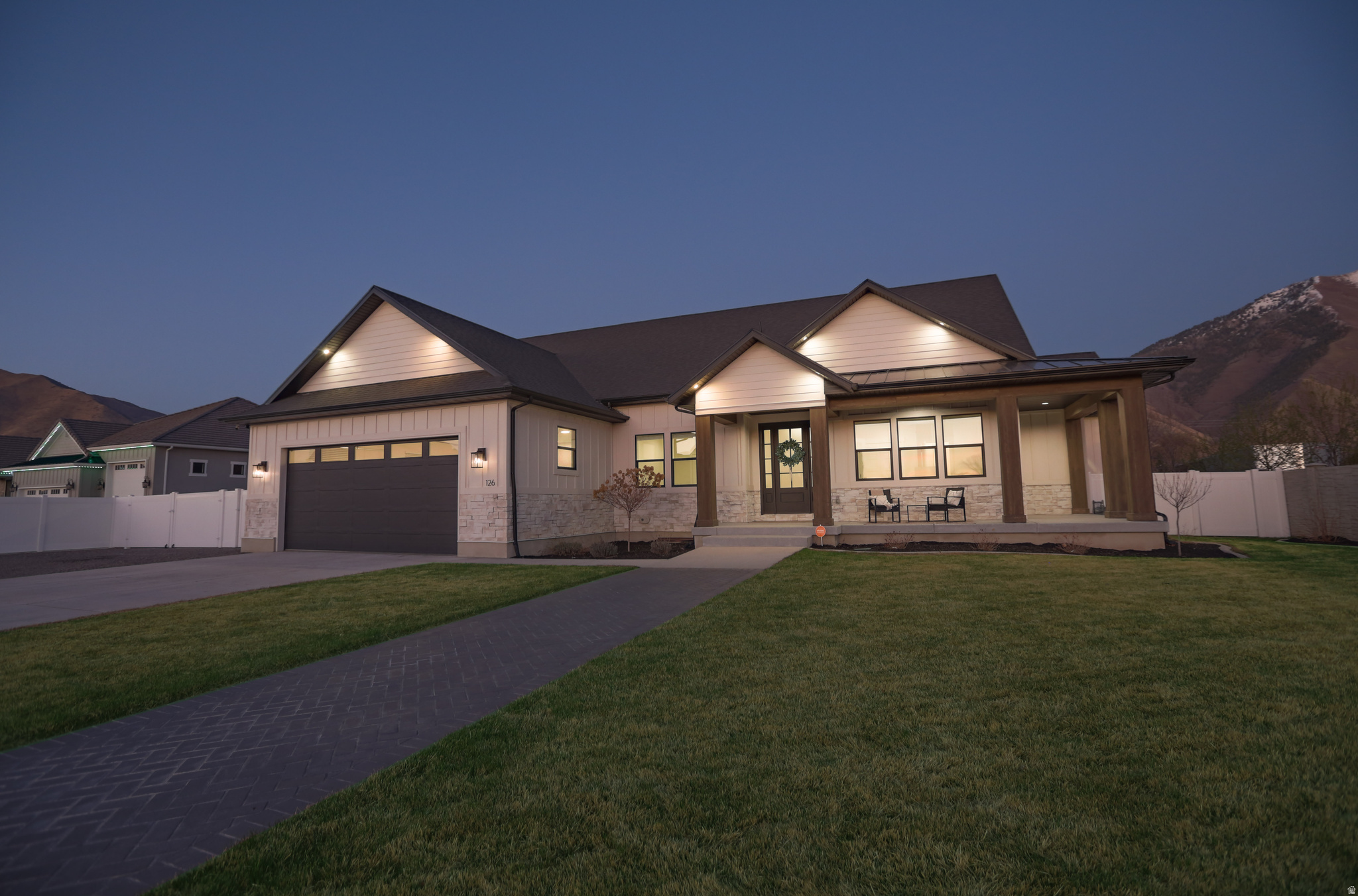 main property photo 78