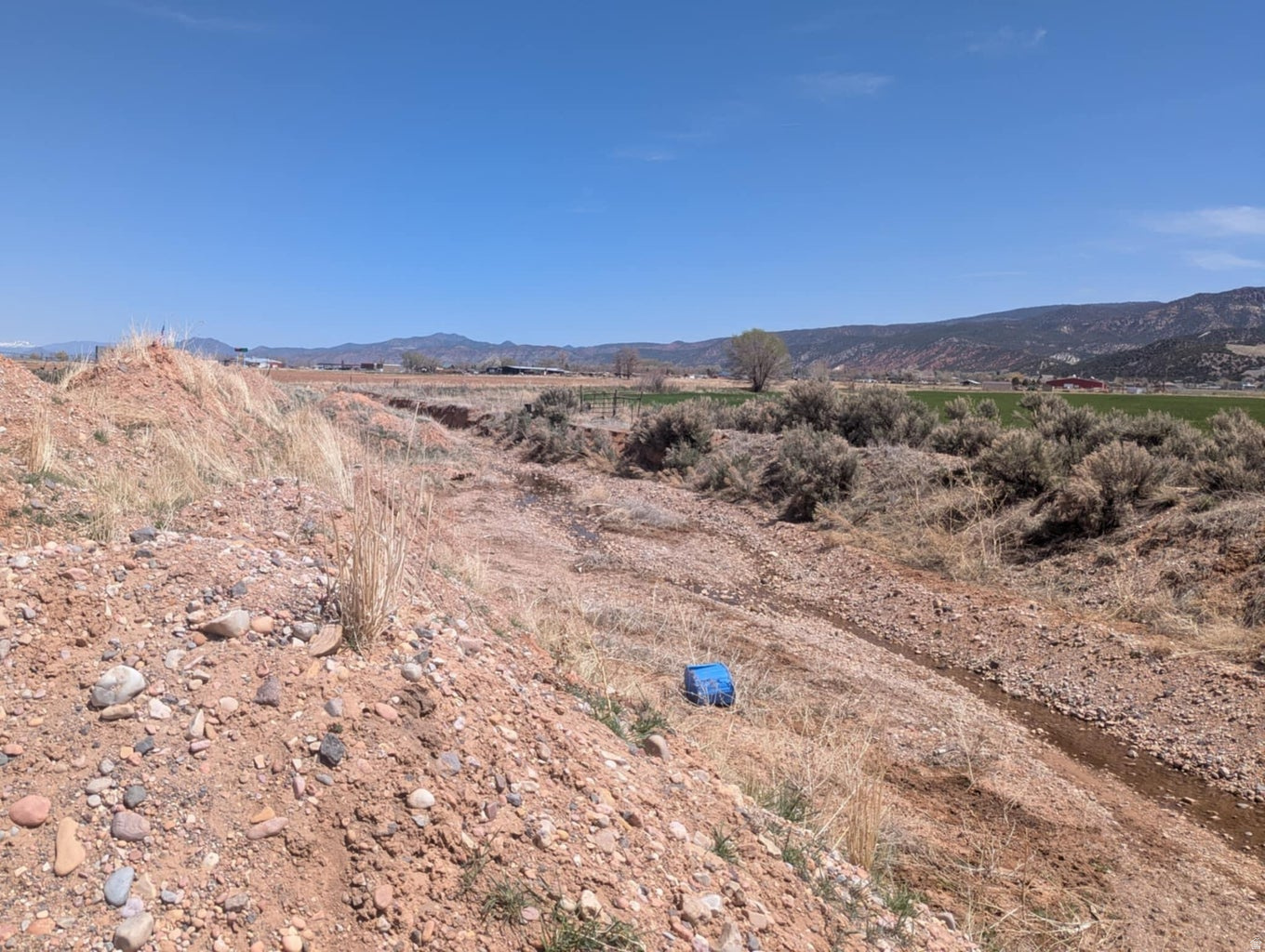 main property photo 7
