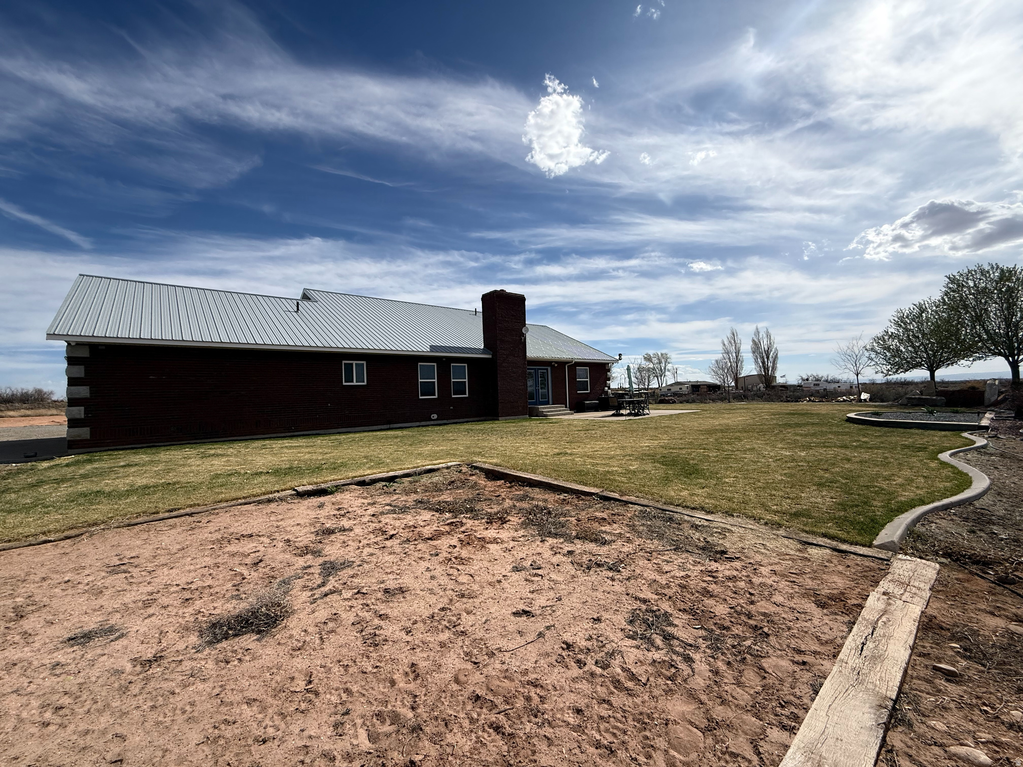 main property photo 45