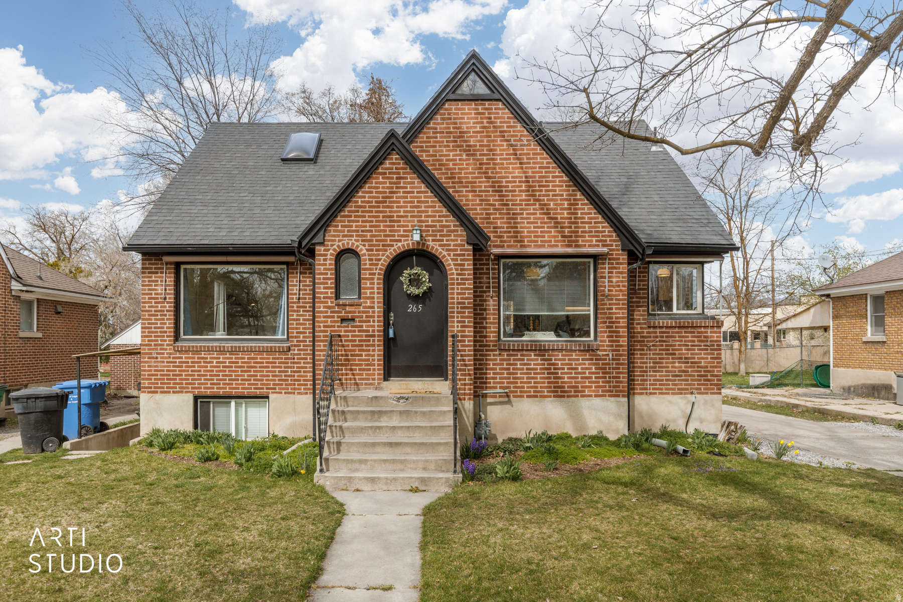 main property photo 1