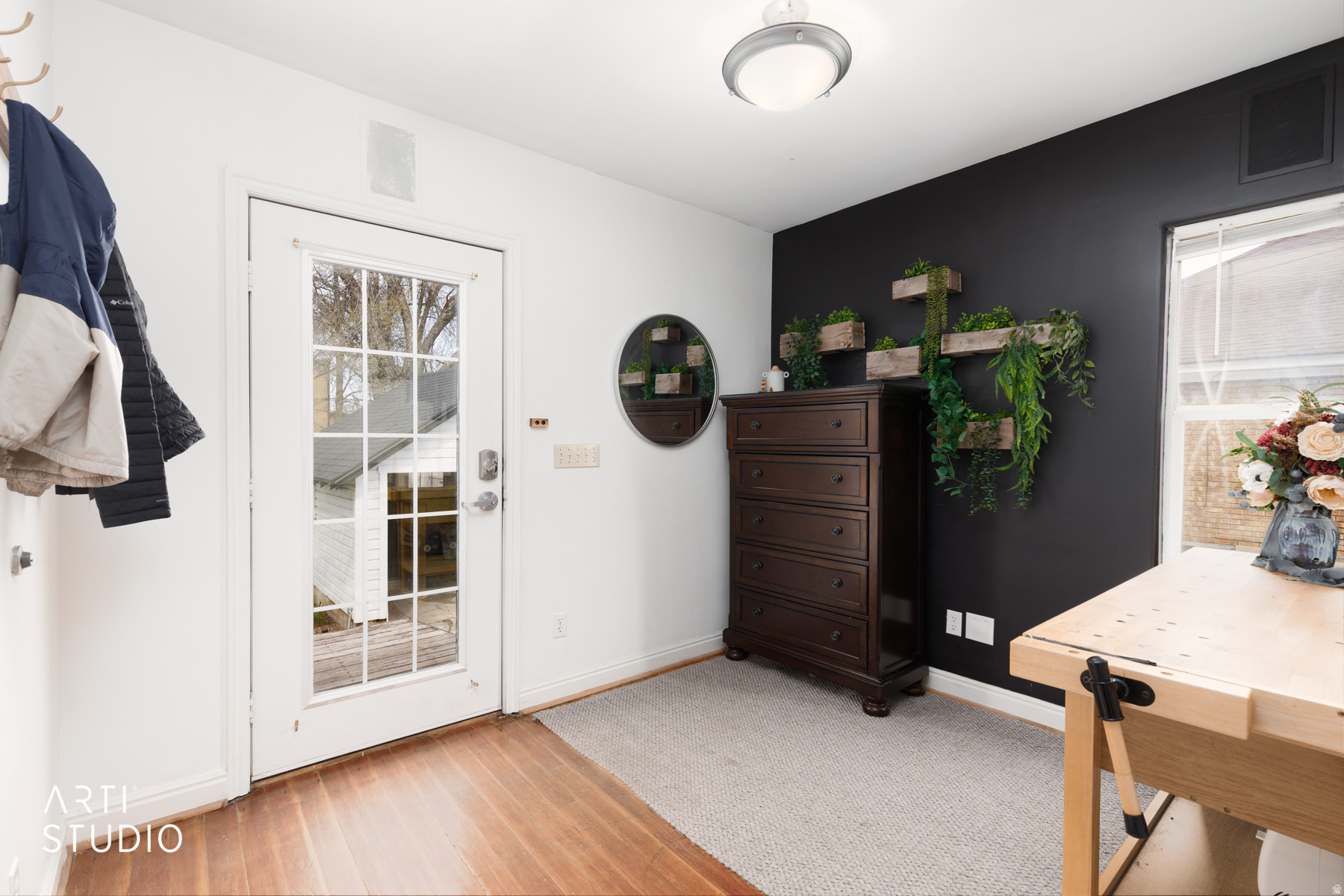 main property photo 9