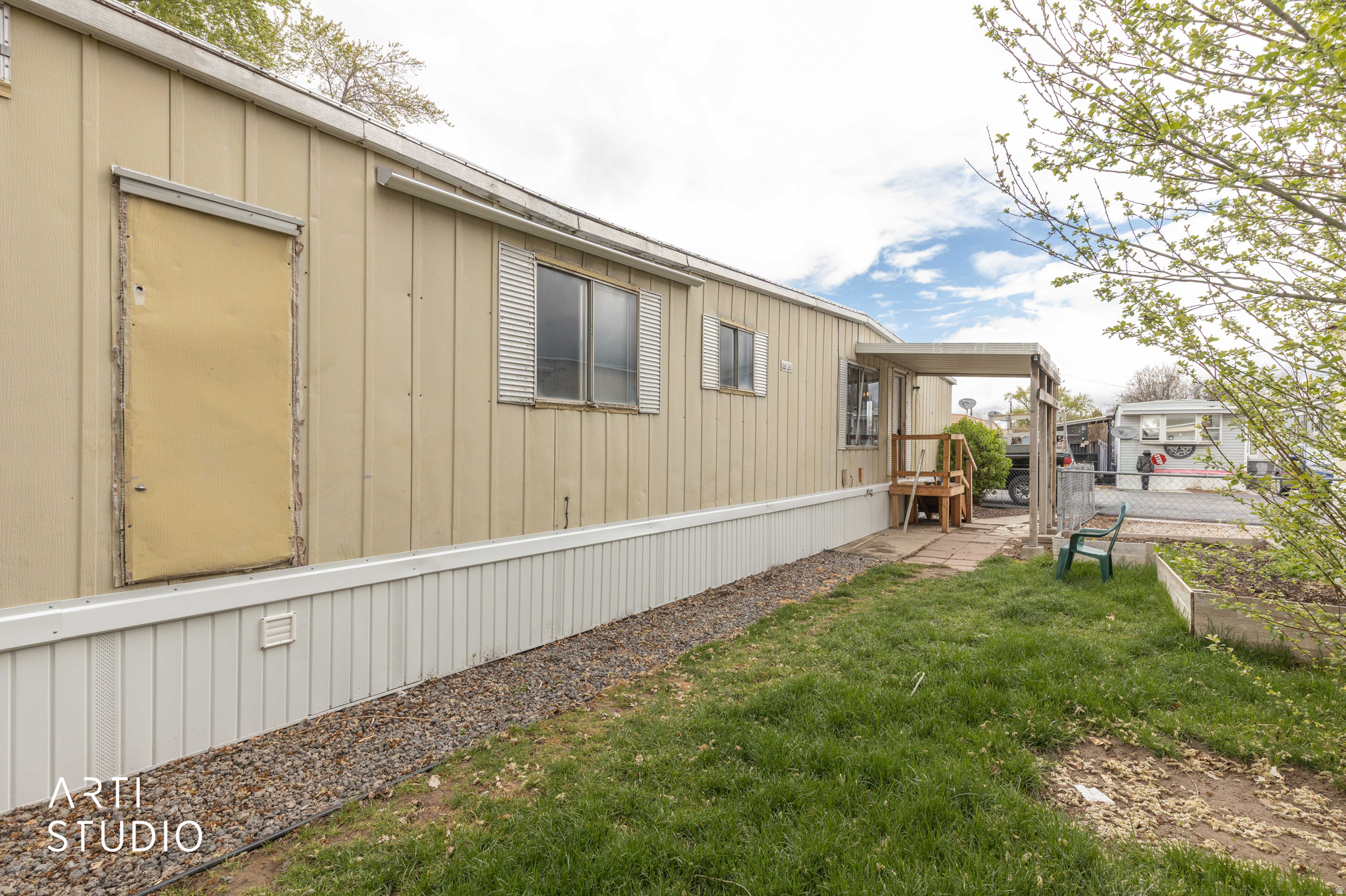 main property photo 5