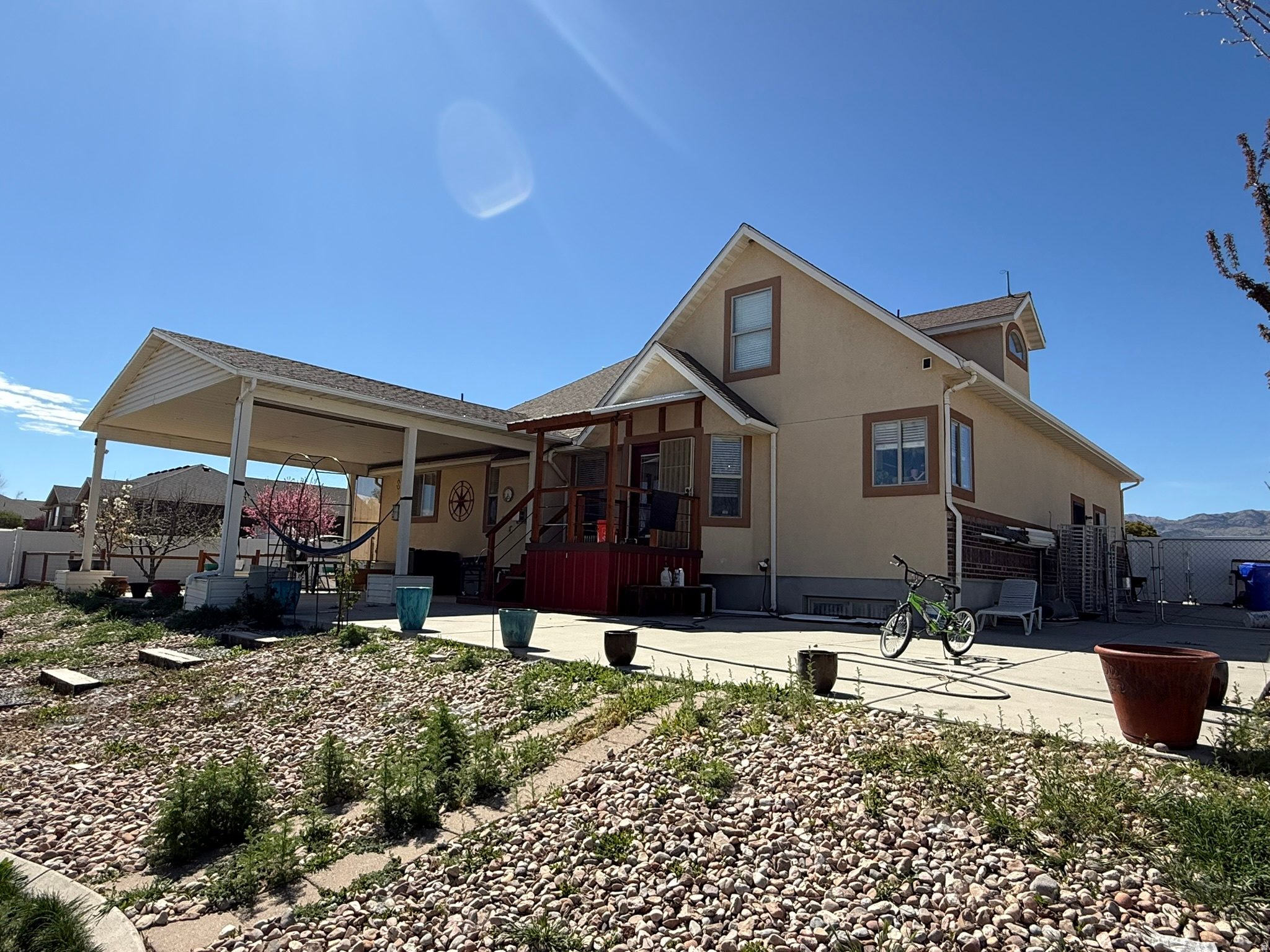main property photo 45