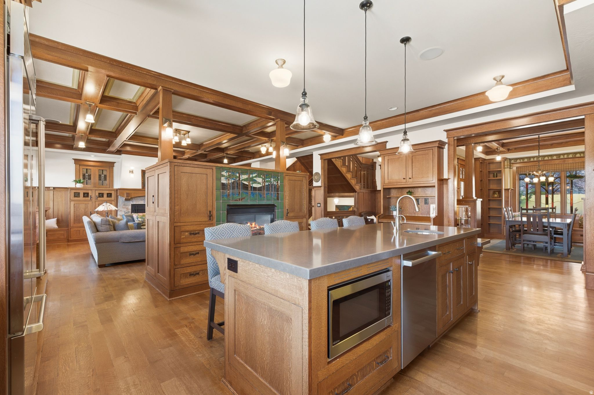 main property photo 19