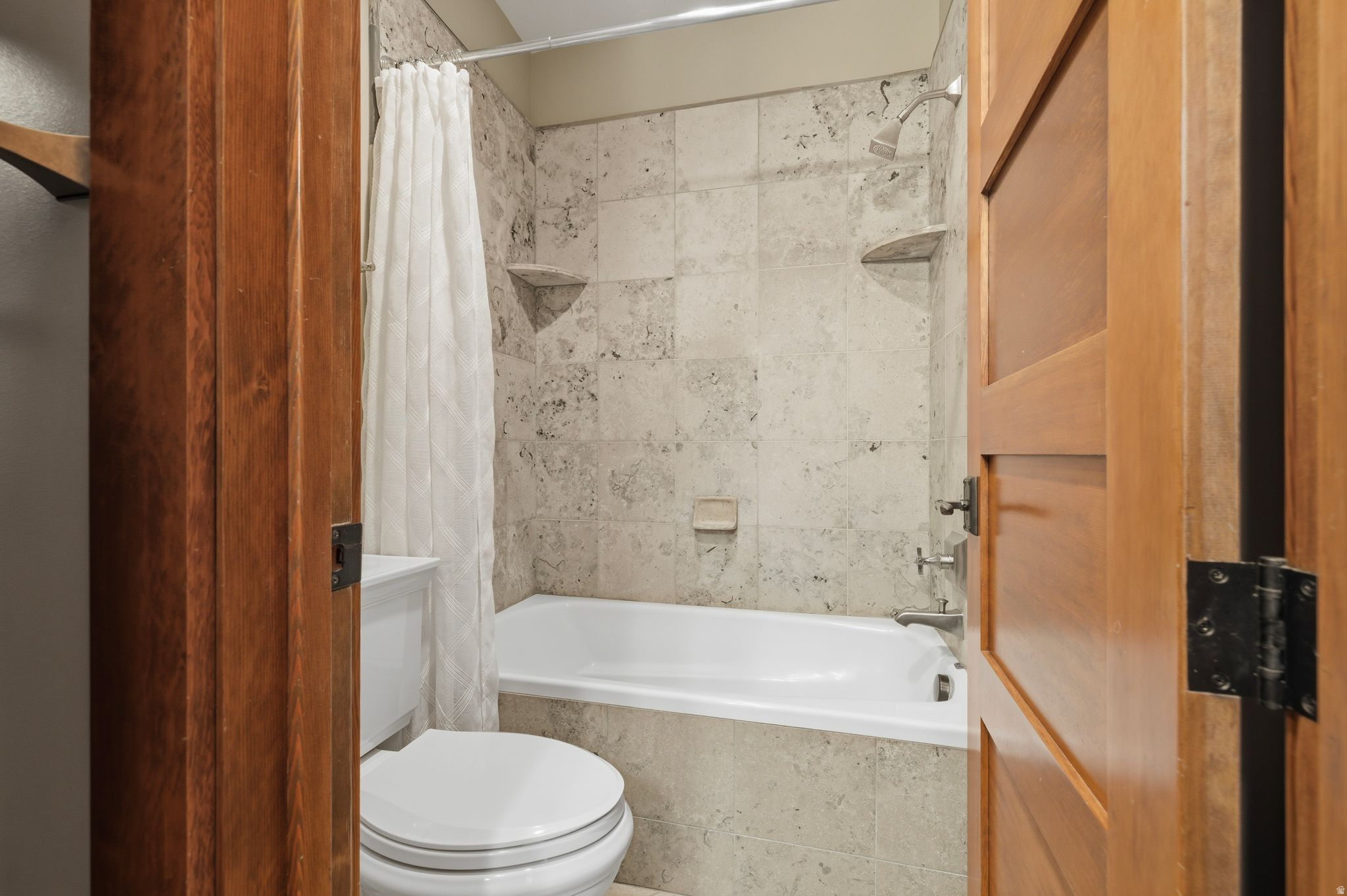 main property photo 54