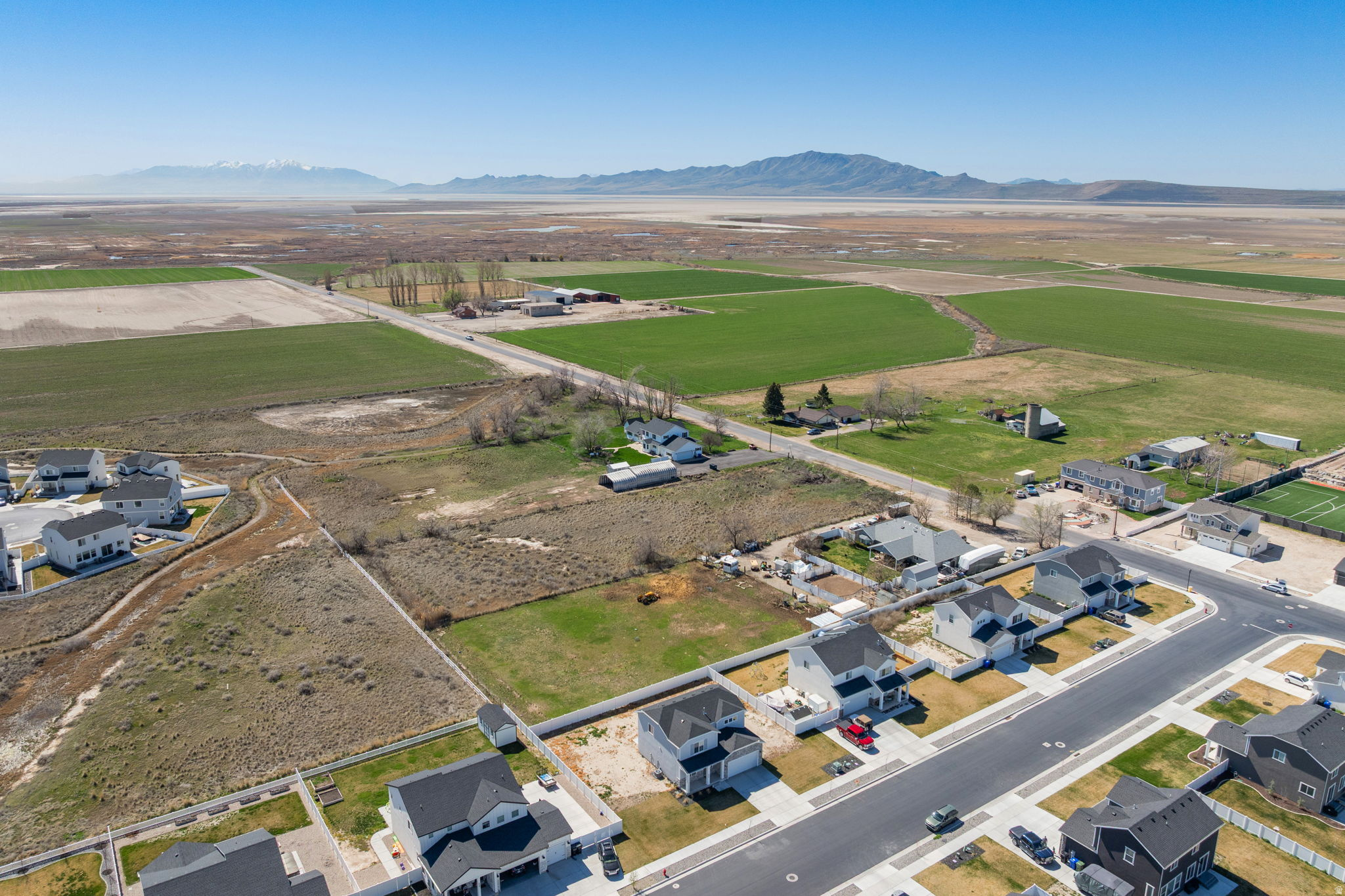main property photo 44