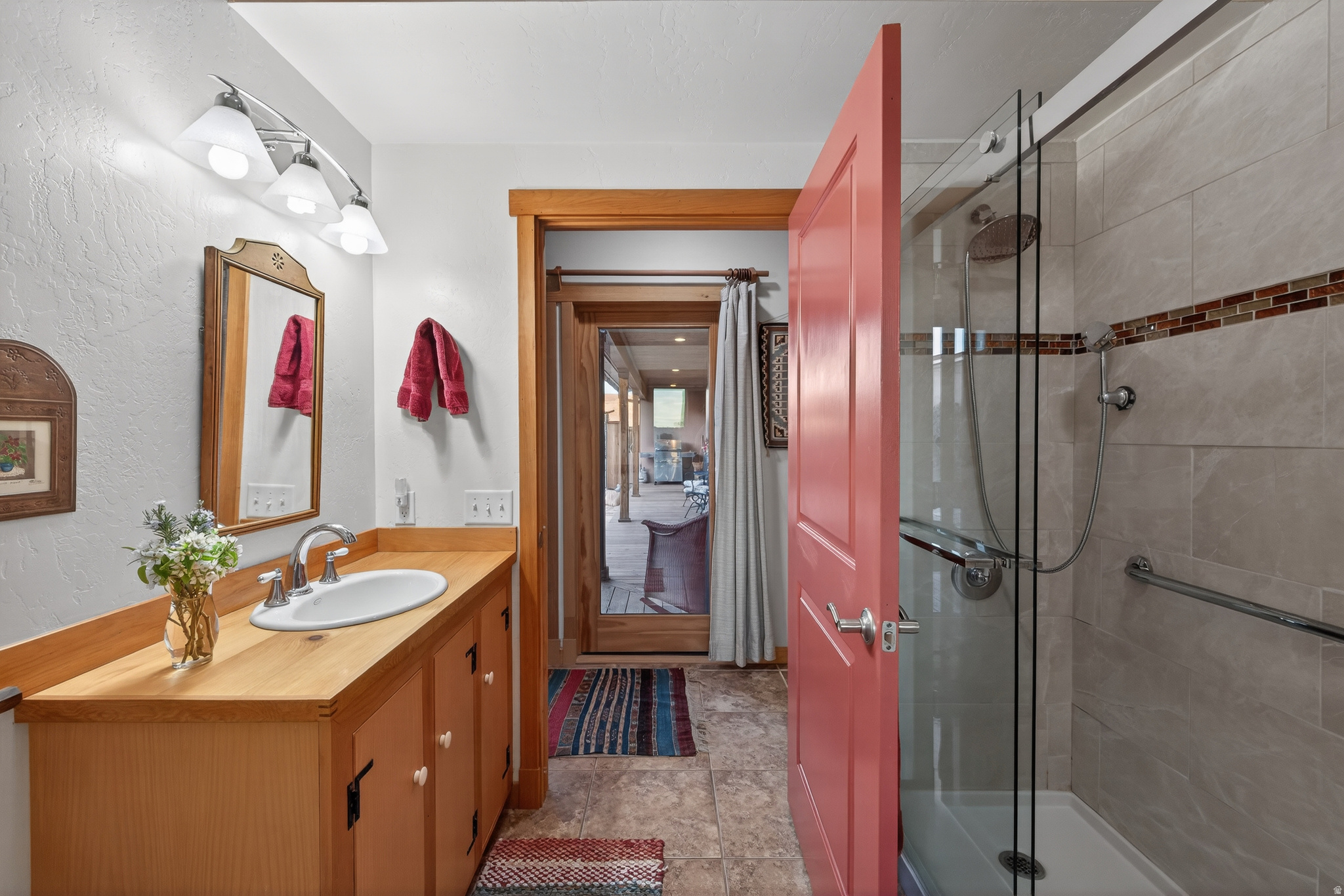 main property photo 77