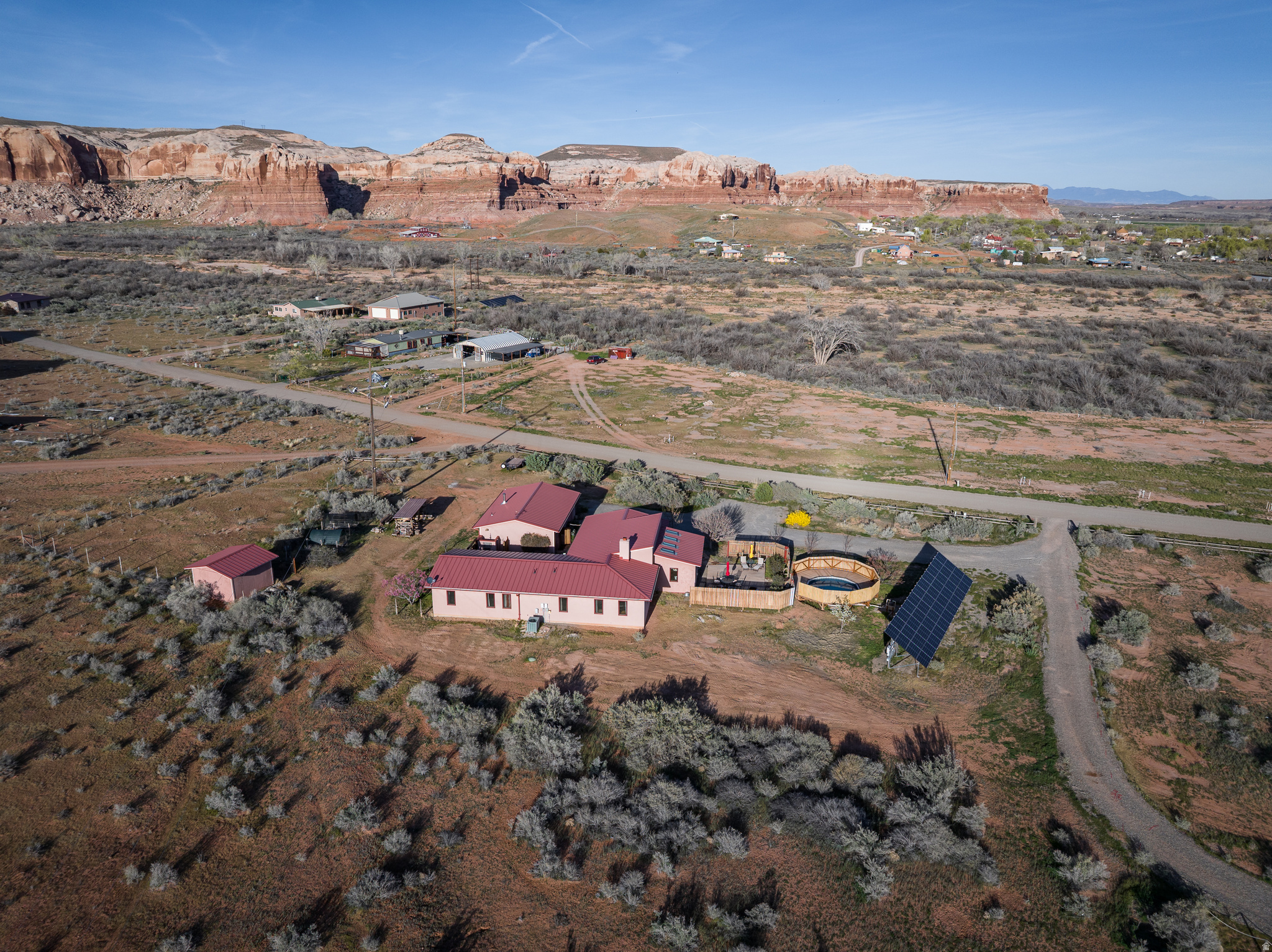 main property photo 8