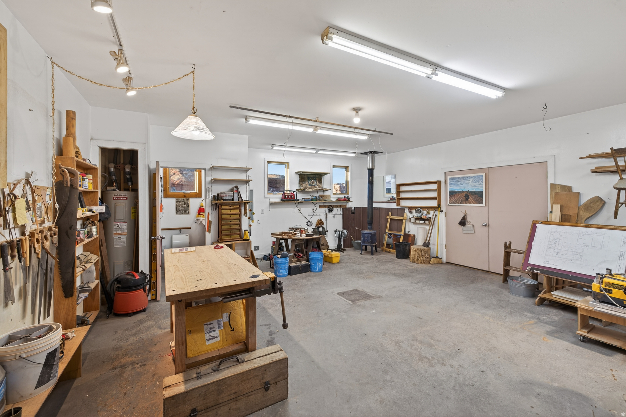 main property photo 80