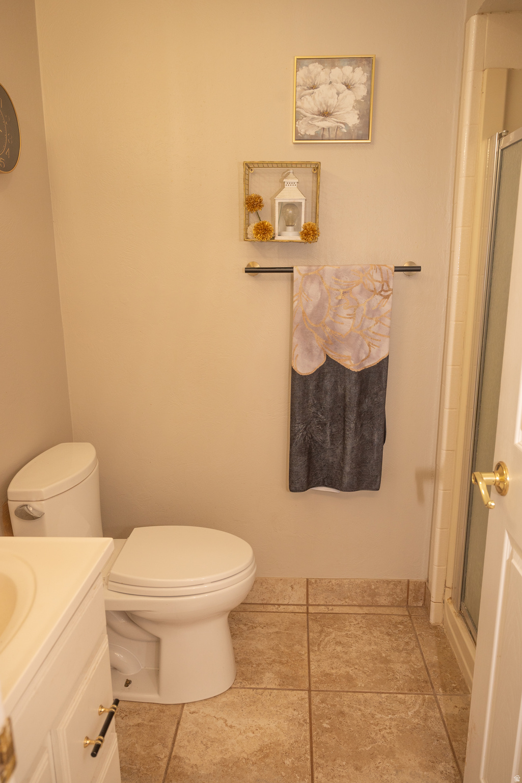 main property photo 74