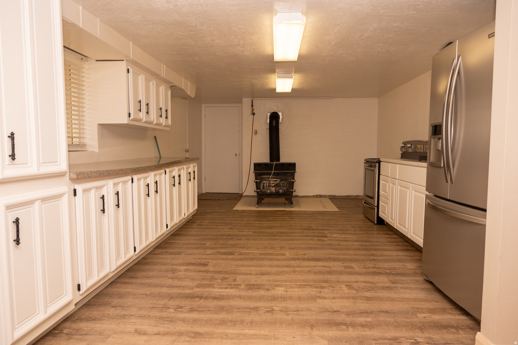 main property photo 90