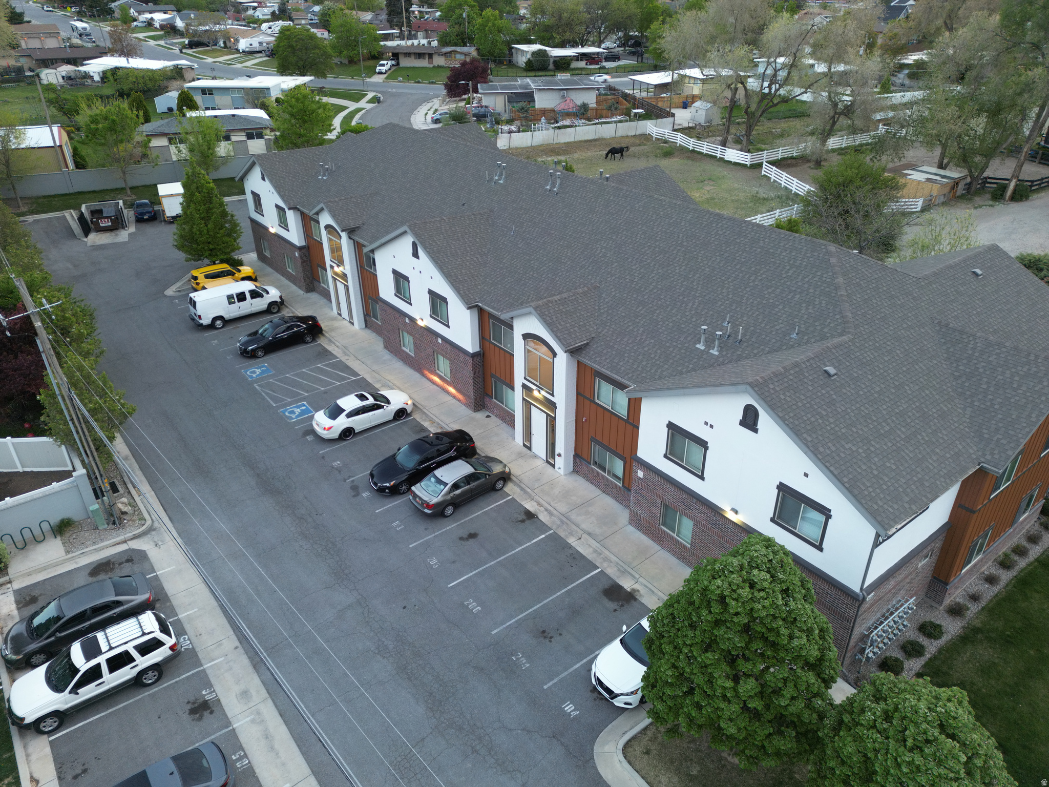 main property photo 3