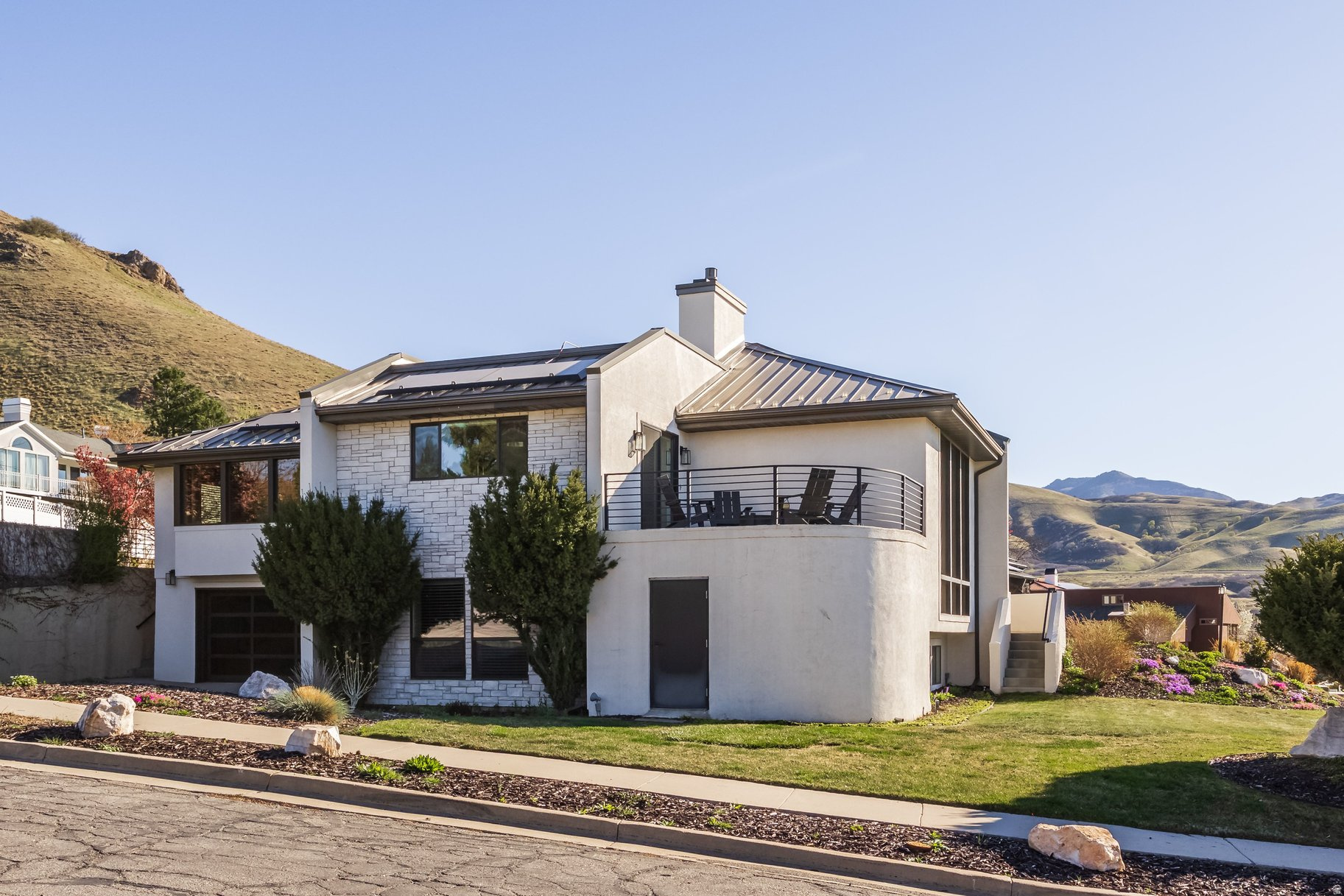 main property photo 75